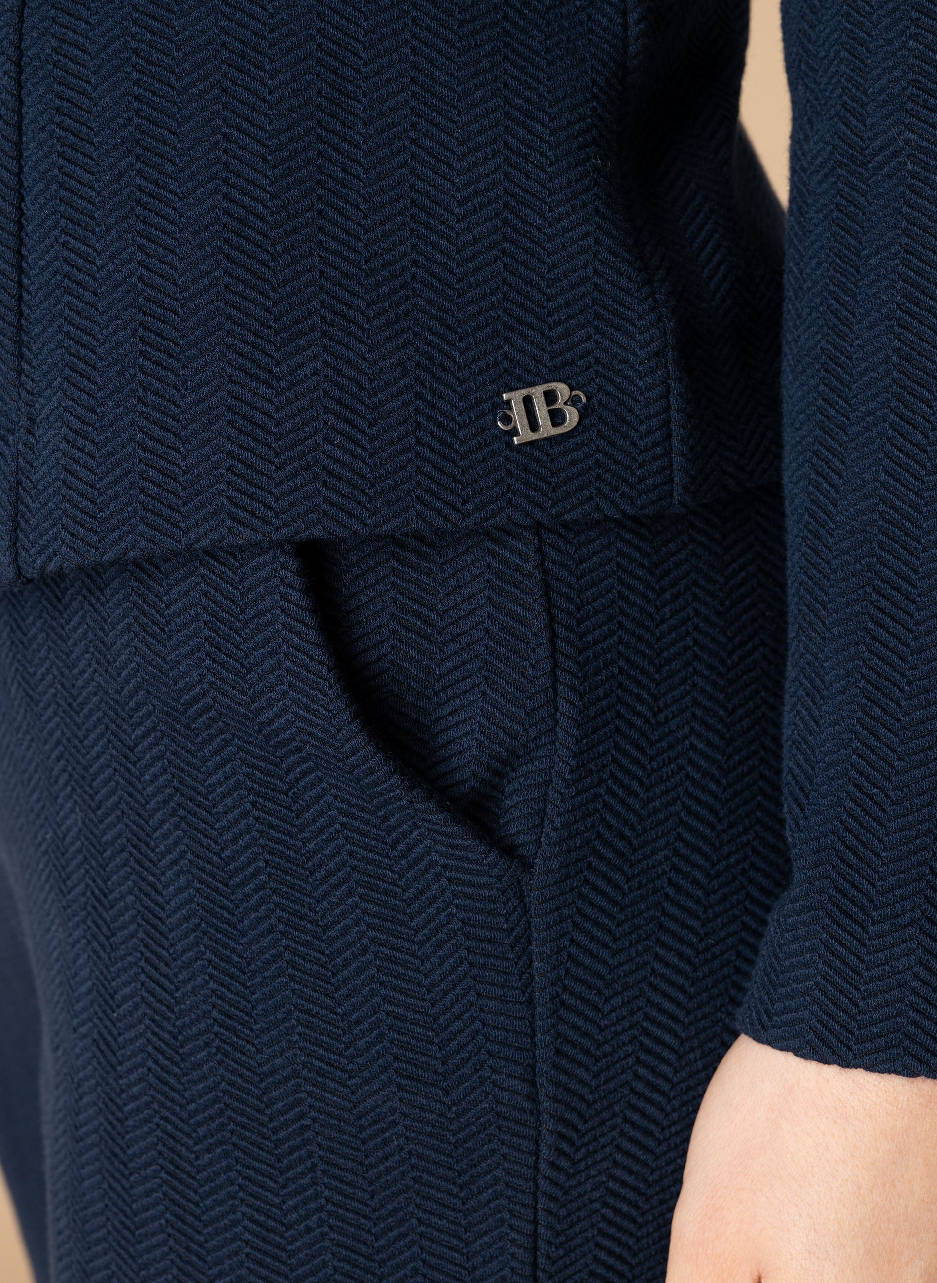 Tommi | Blue