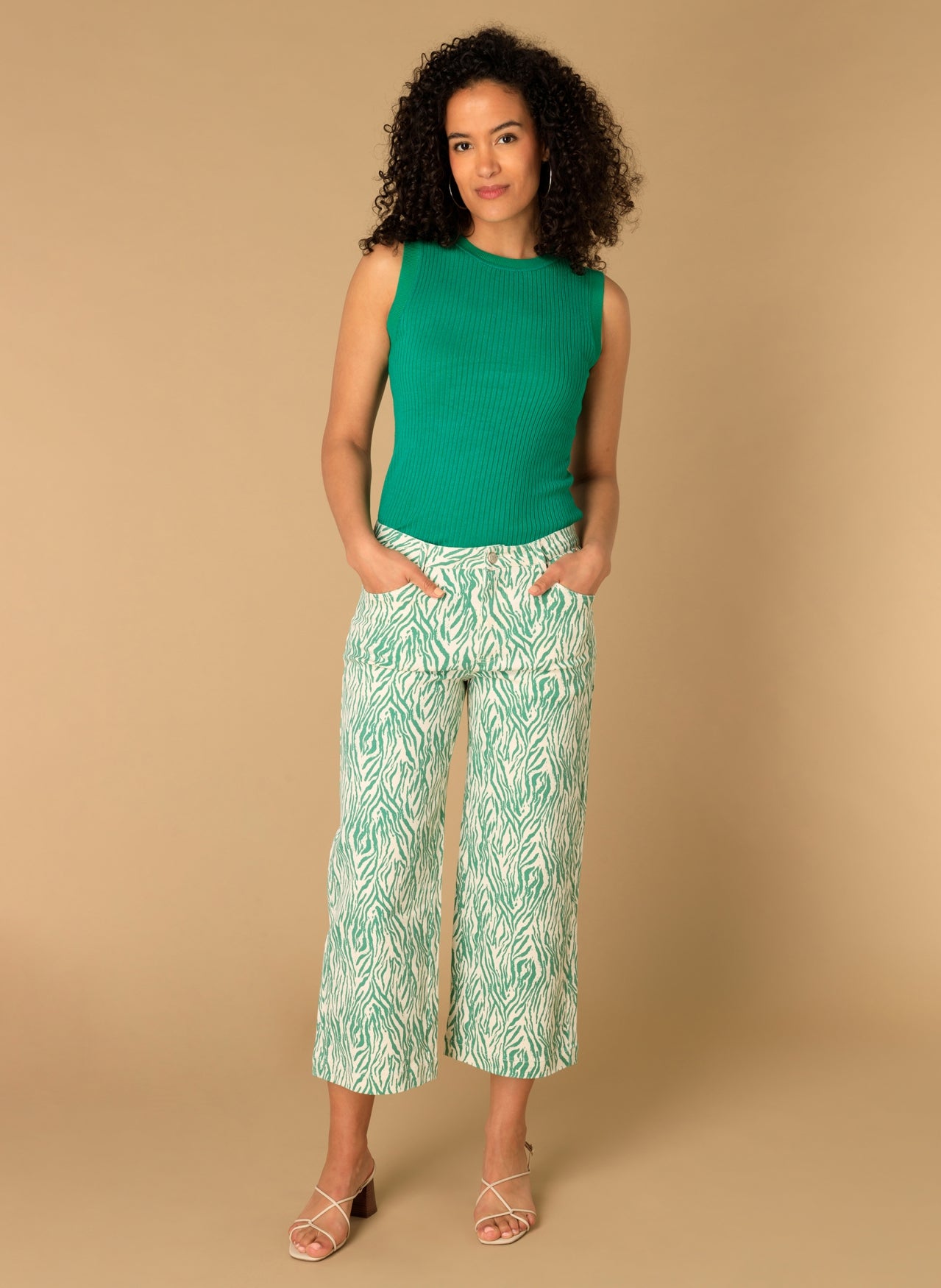 Milana | Off White/Multi-C