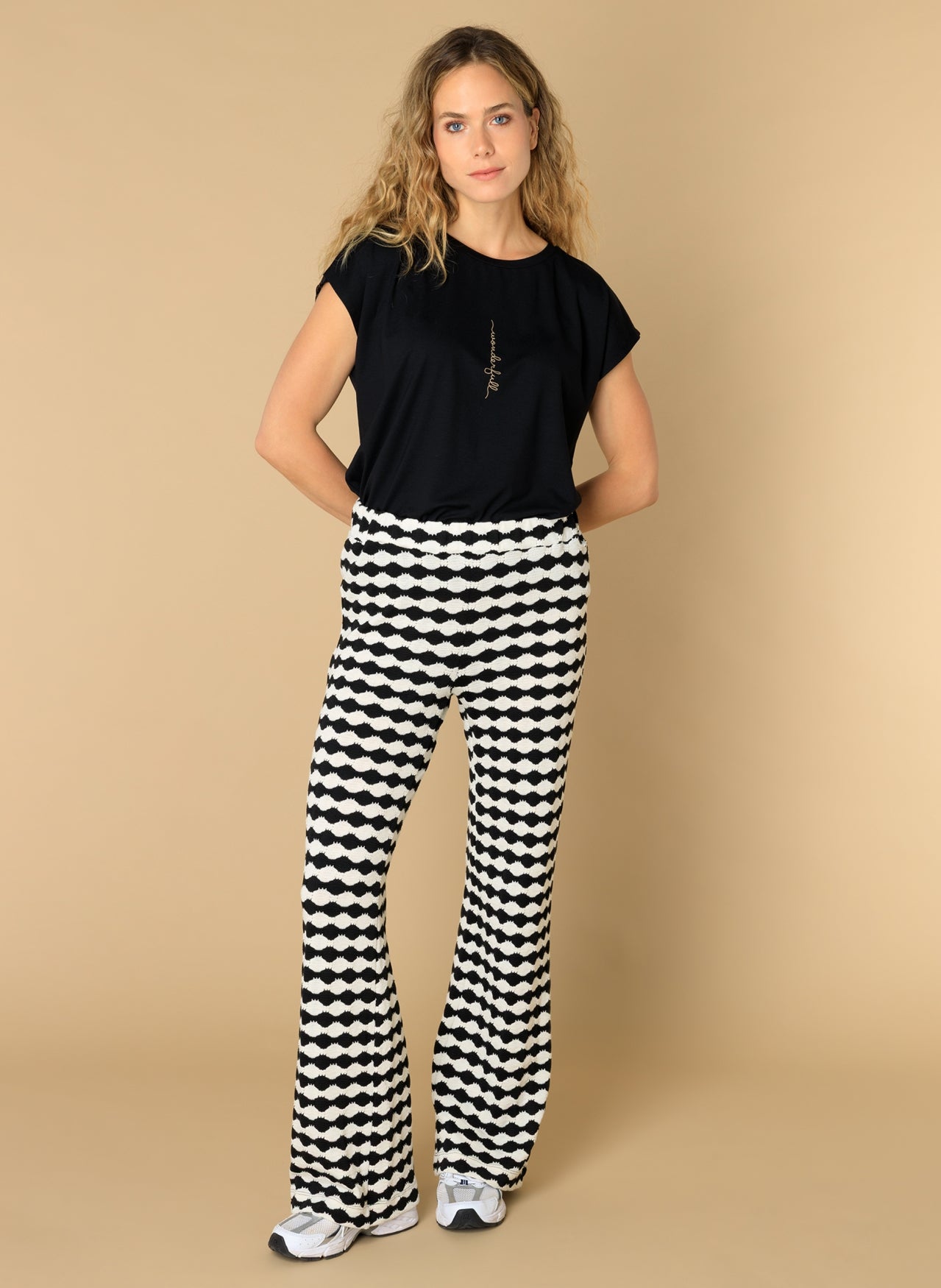 Emilia | Black/Multi-Colour