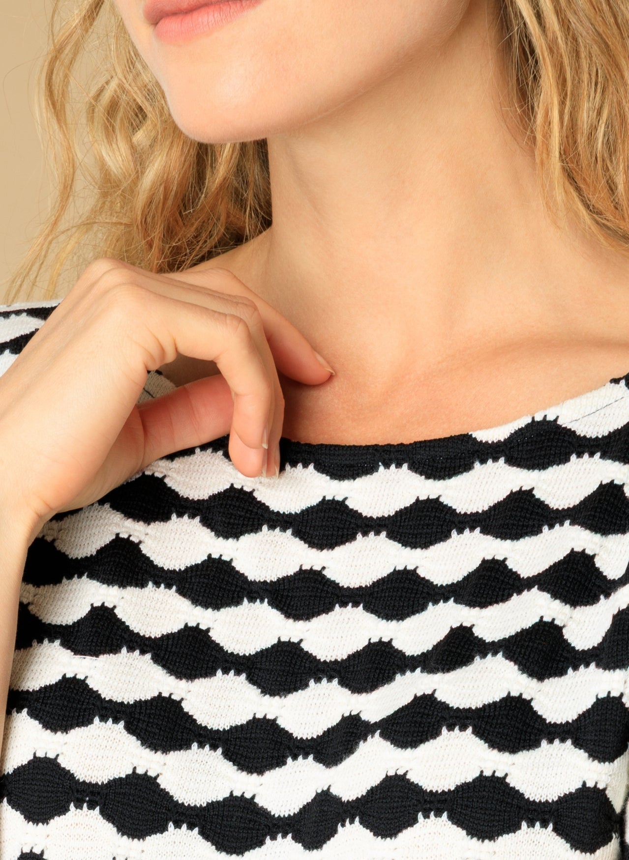 Esmee | Black/Multi-Colour