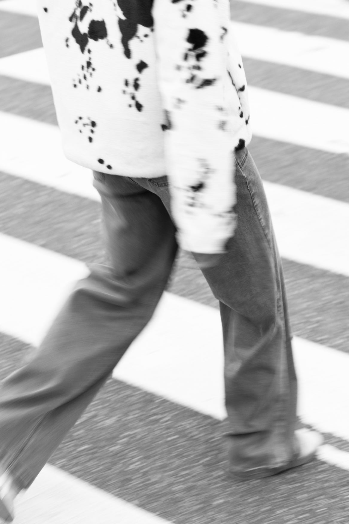 Esila | Off White/Black