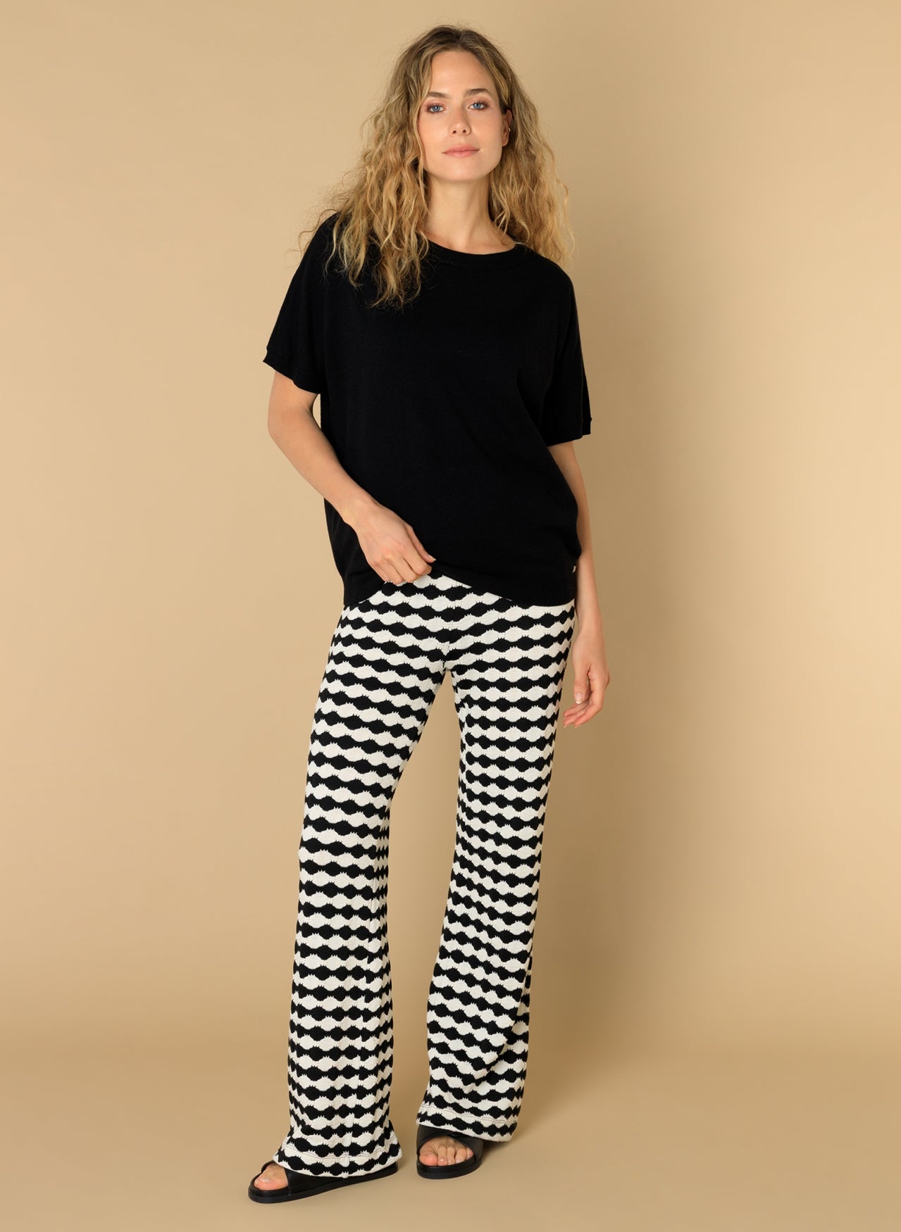 Eliz | Black