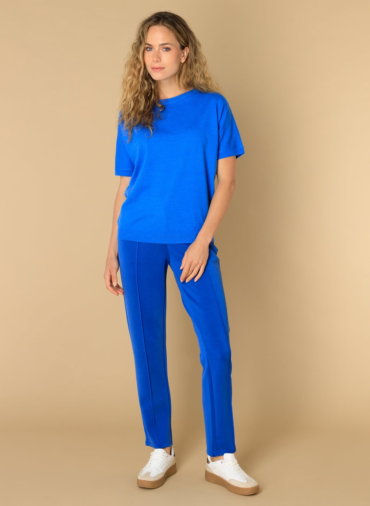 Eliz | Brilliant Blue
