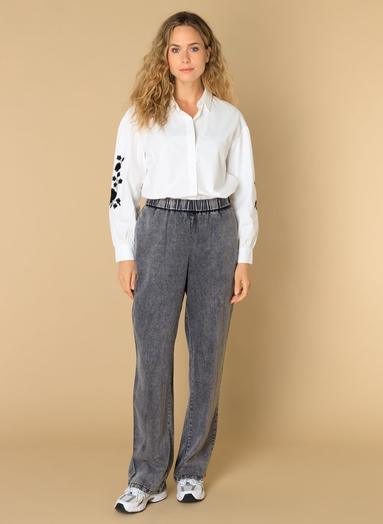 Eslina | Off White