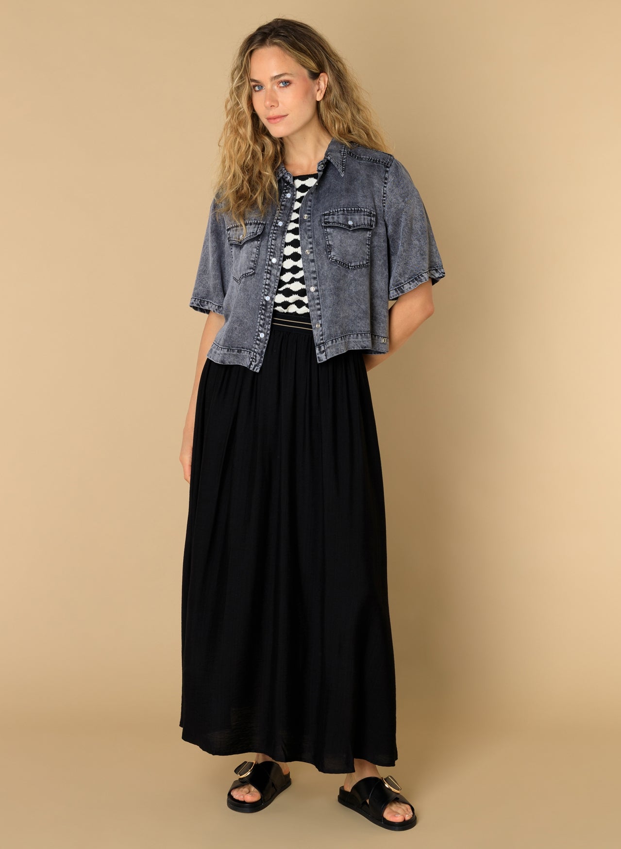 Everly | Black