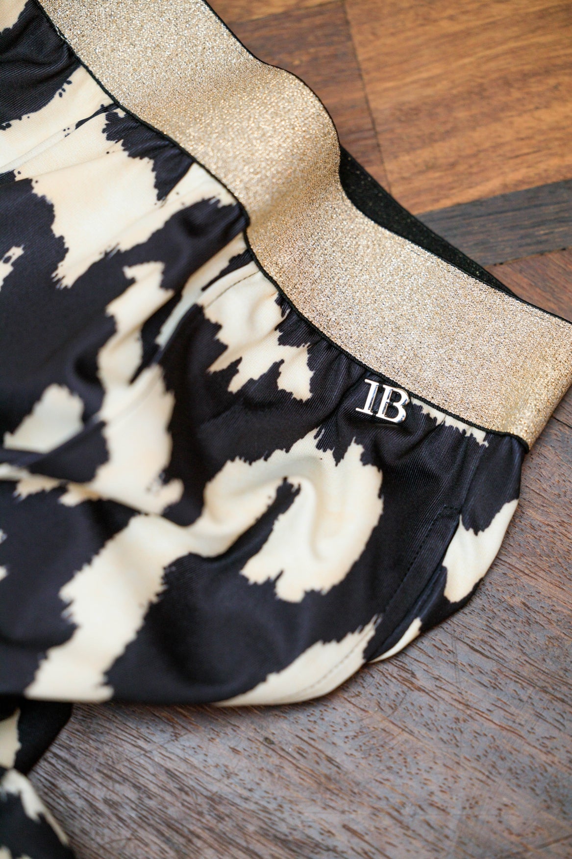 Rowena | Black/Multi-Colour
