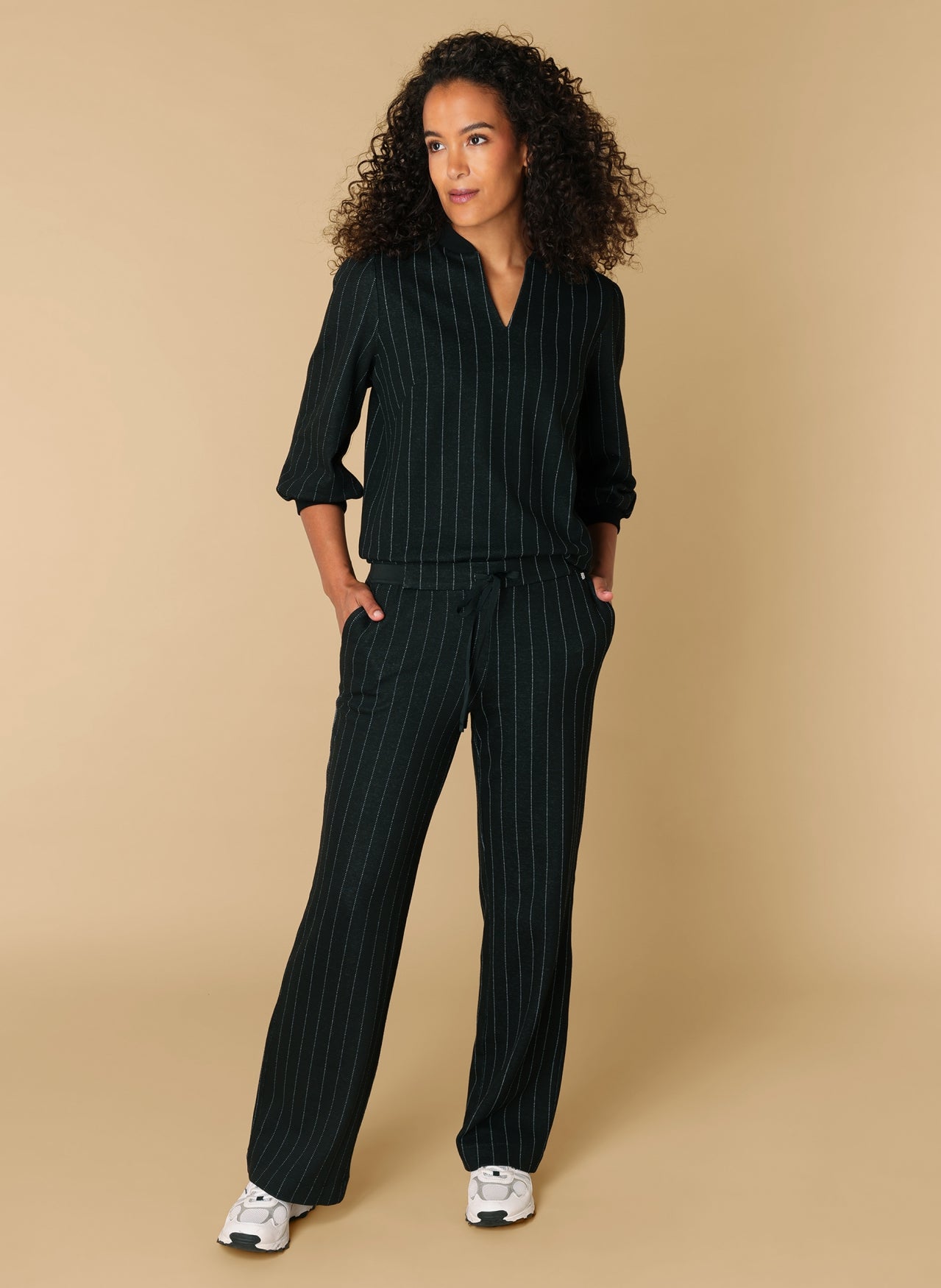 Rovenna | Black/Multi-Colour