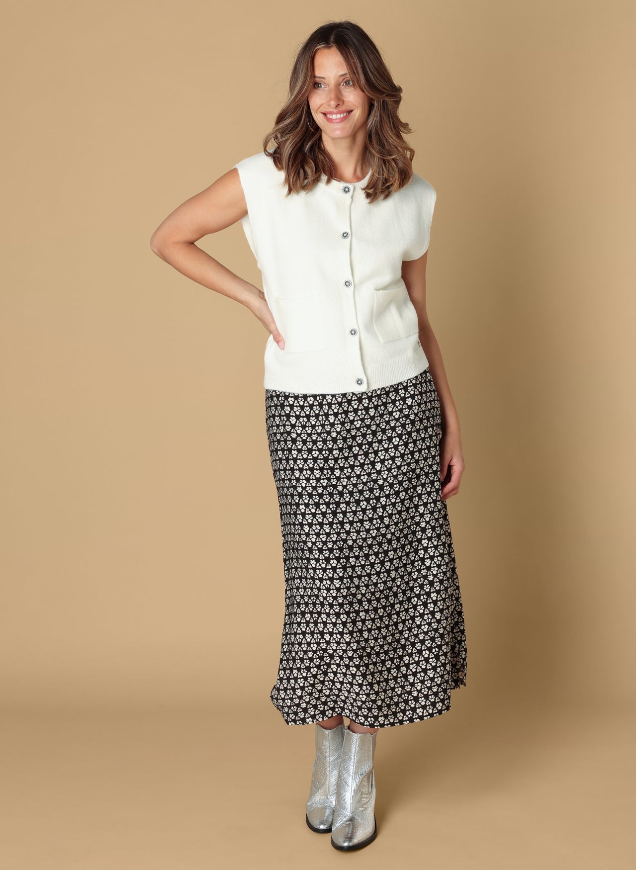 Susan | Black/Multi-Colour