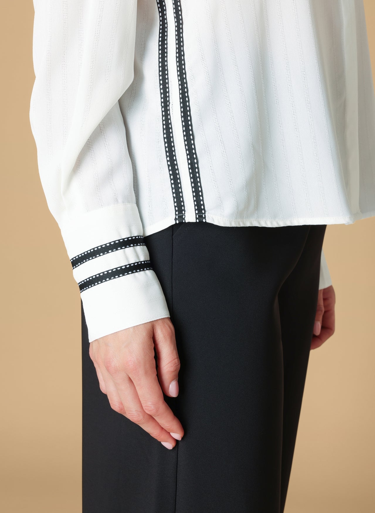 Sissi | Off White
