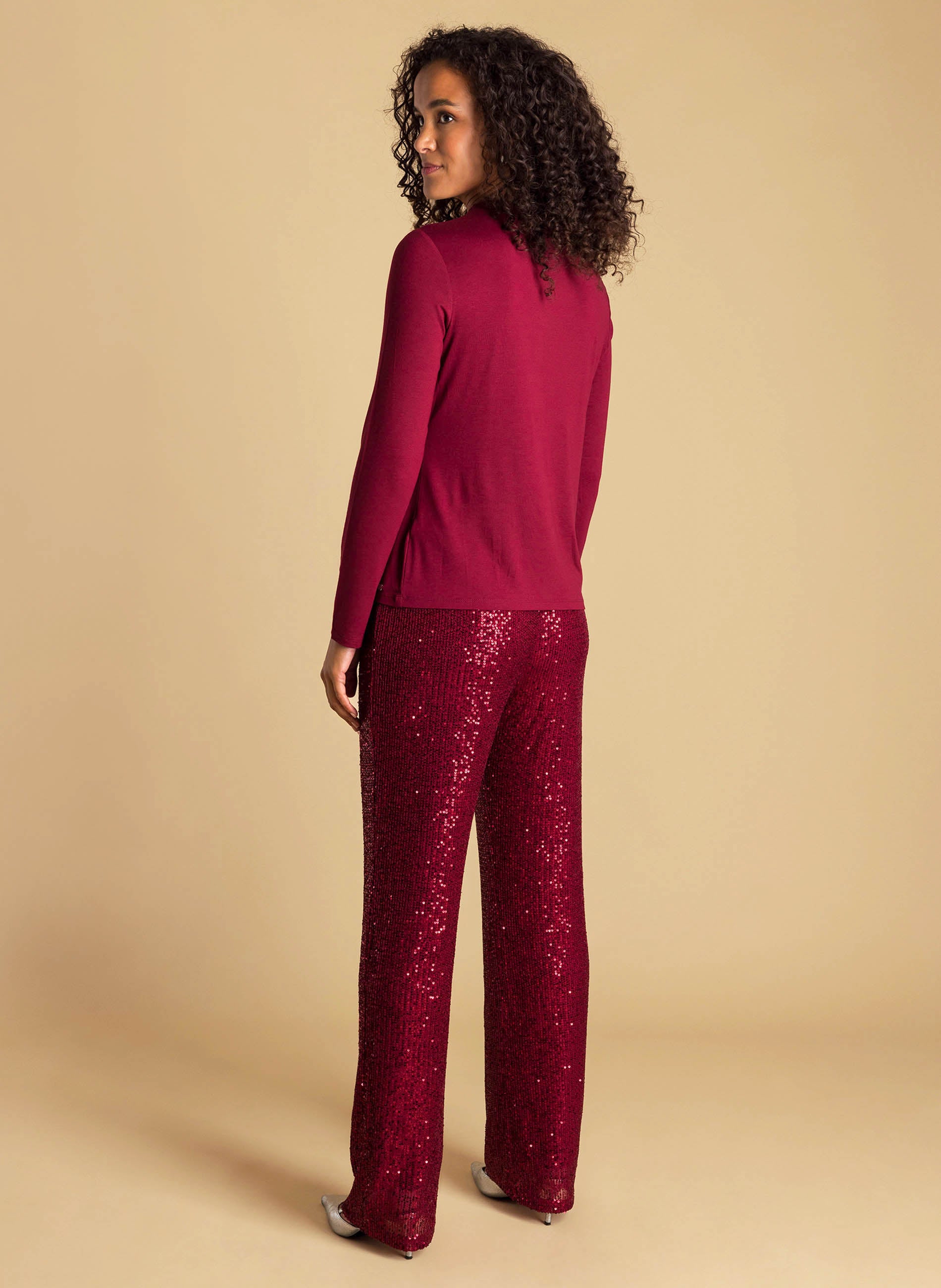 Anneliese | Dark Red