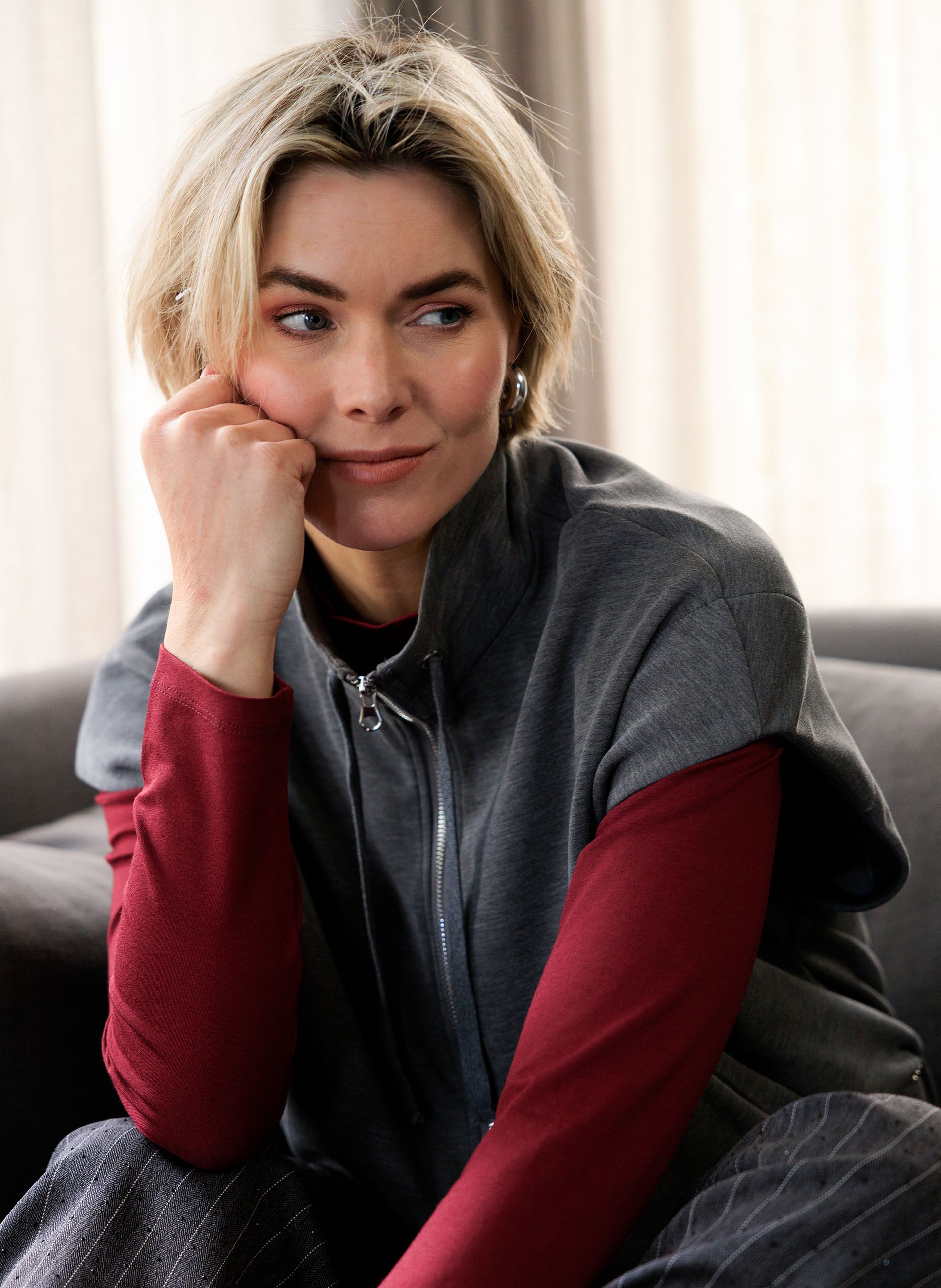 Anneliese | Dark Red