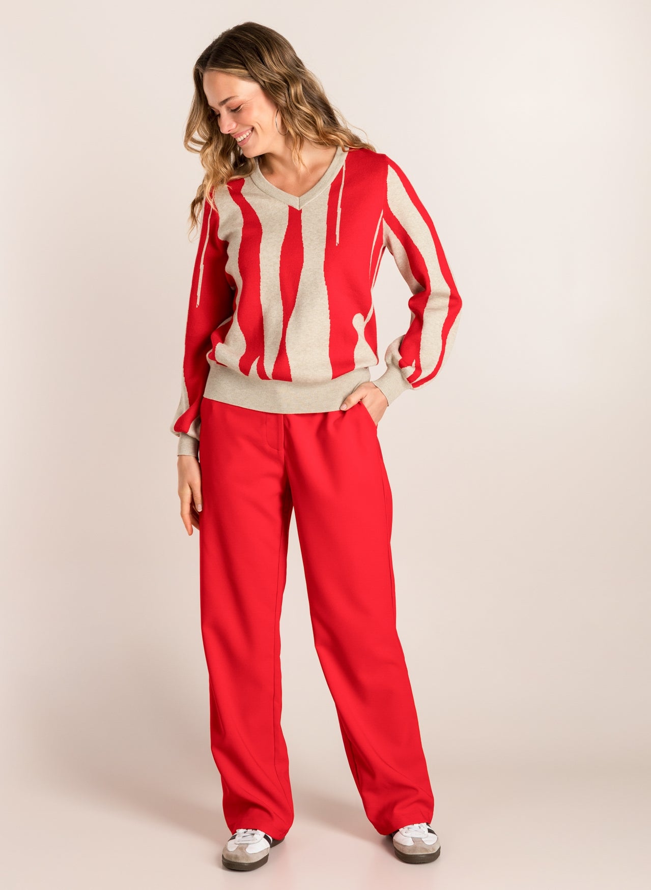 Sally | Red