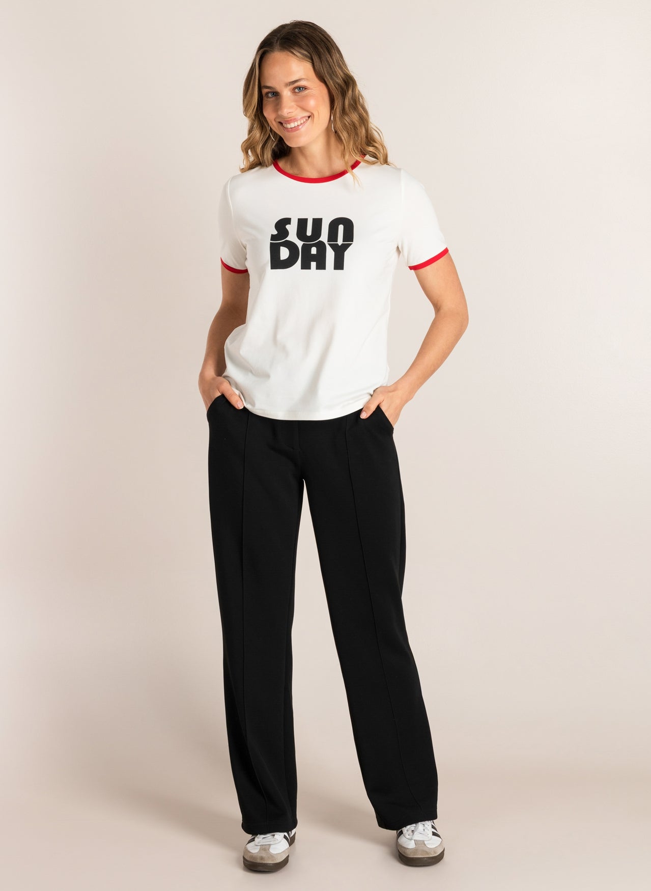 Semma | Off-White/Rot