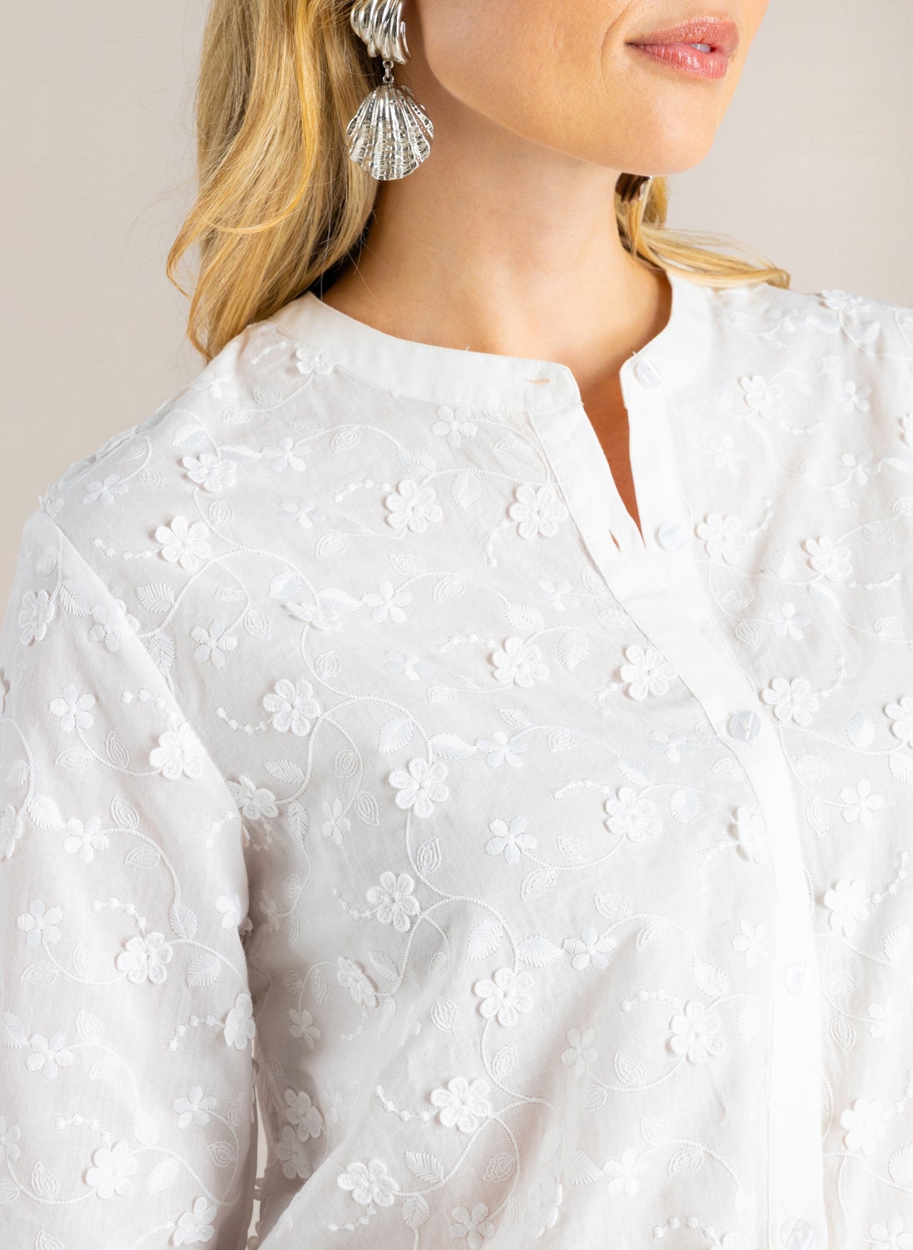 Gerdine | White