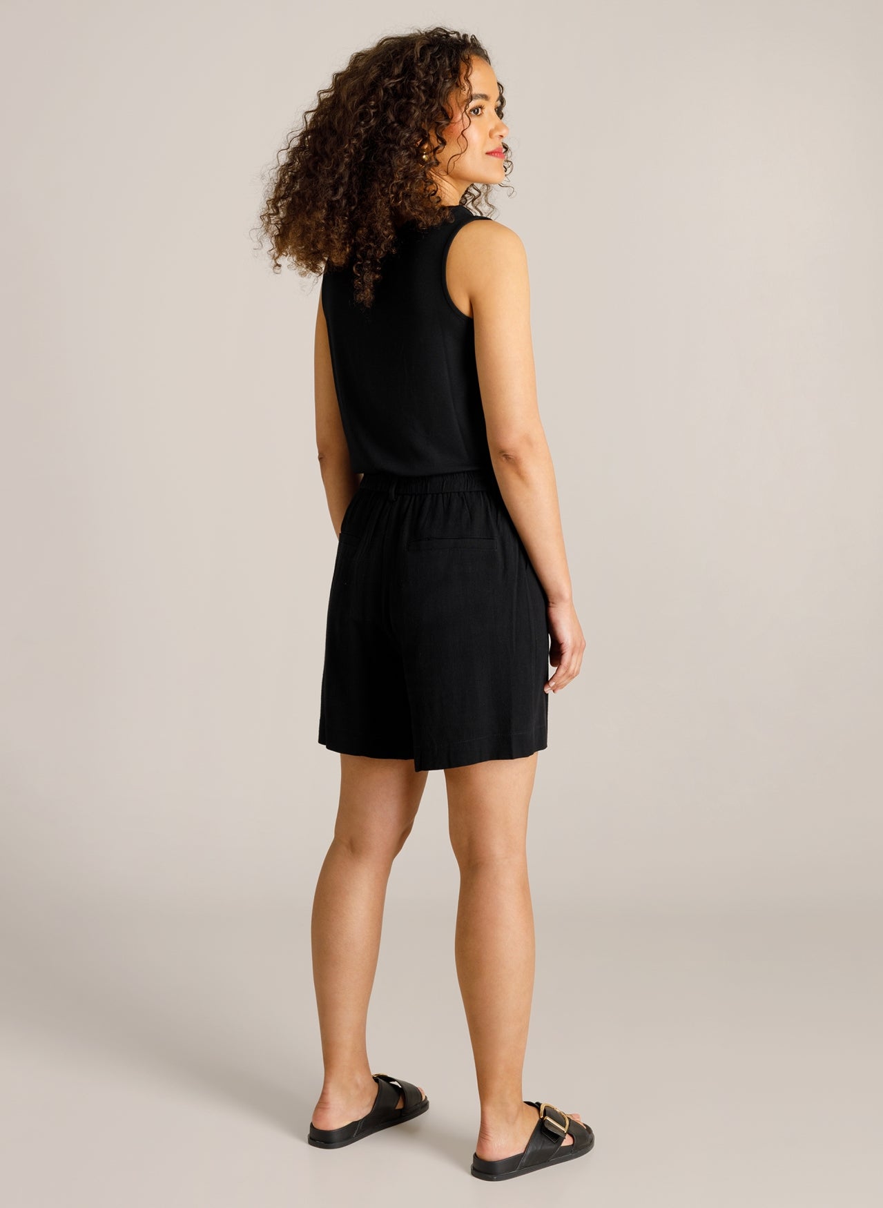 Christine | Black