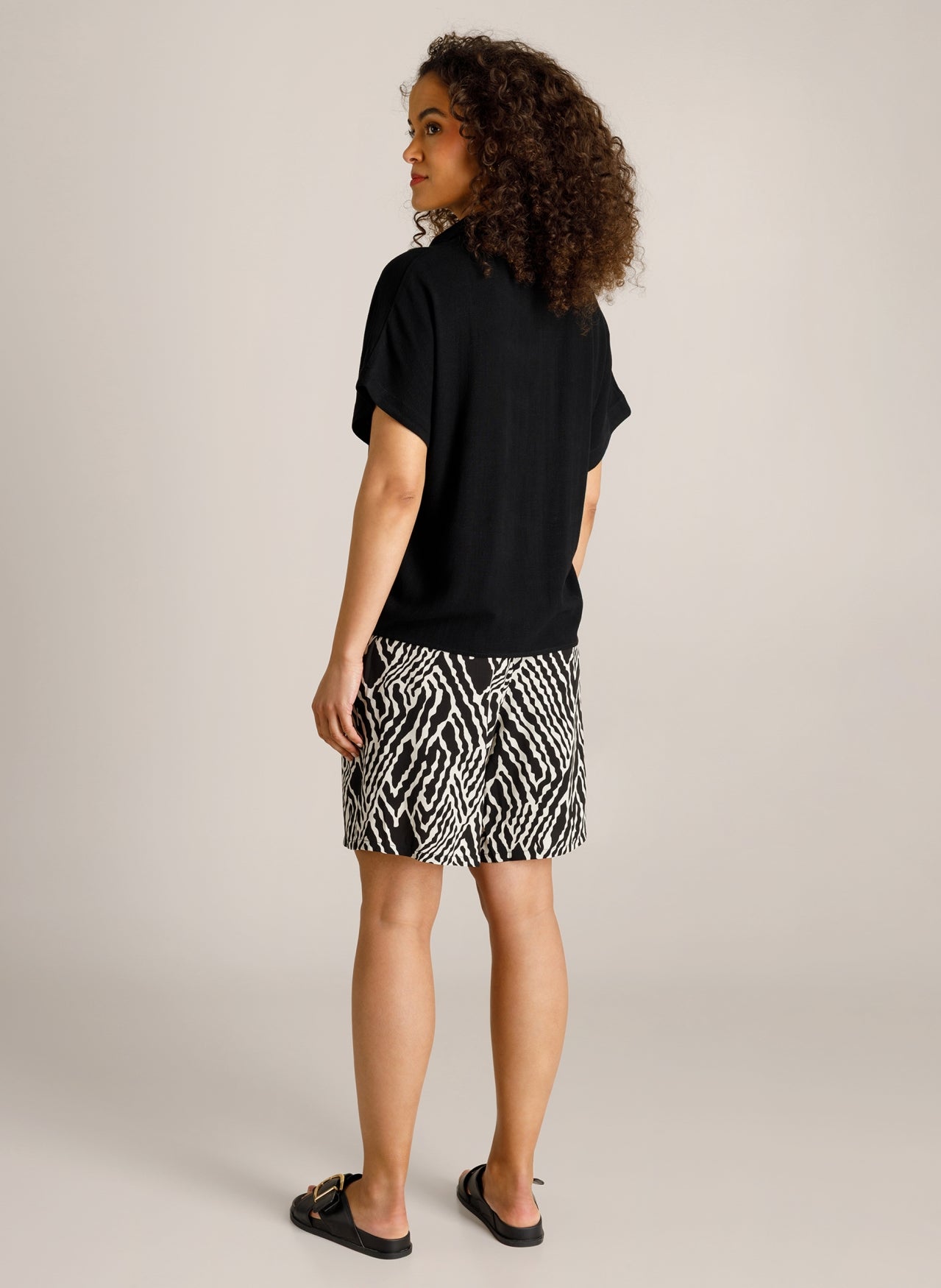 Cira | Black