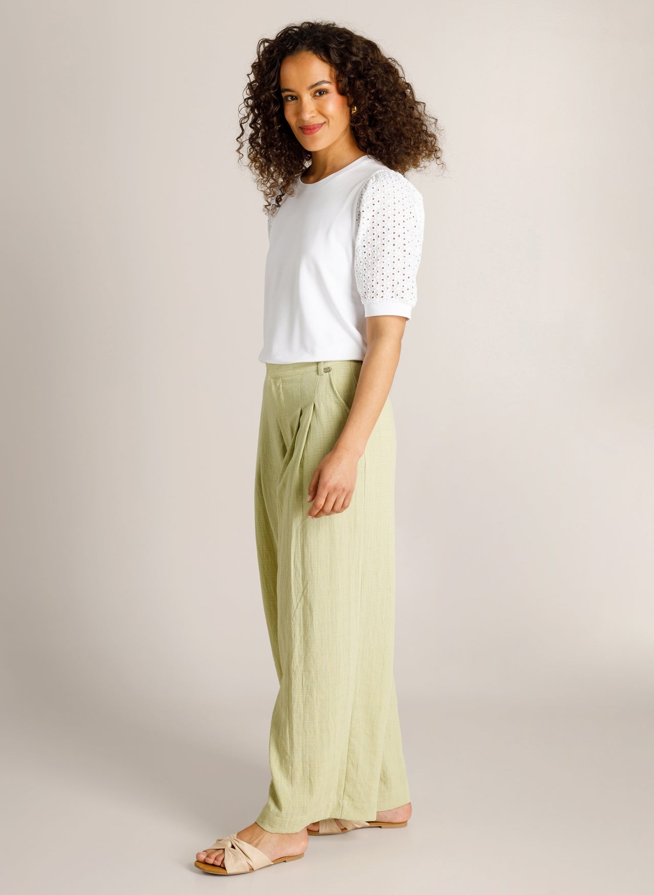 Cilia | White