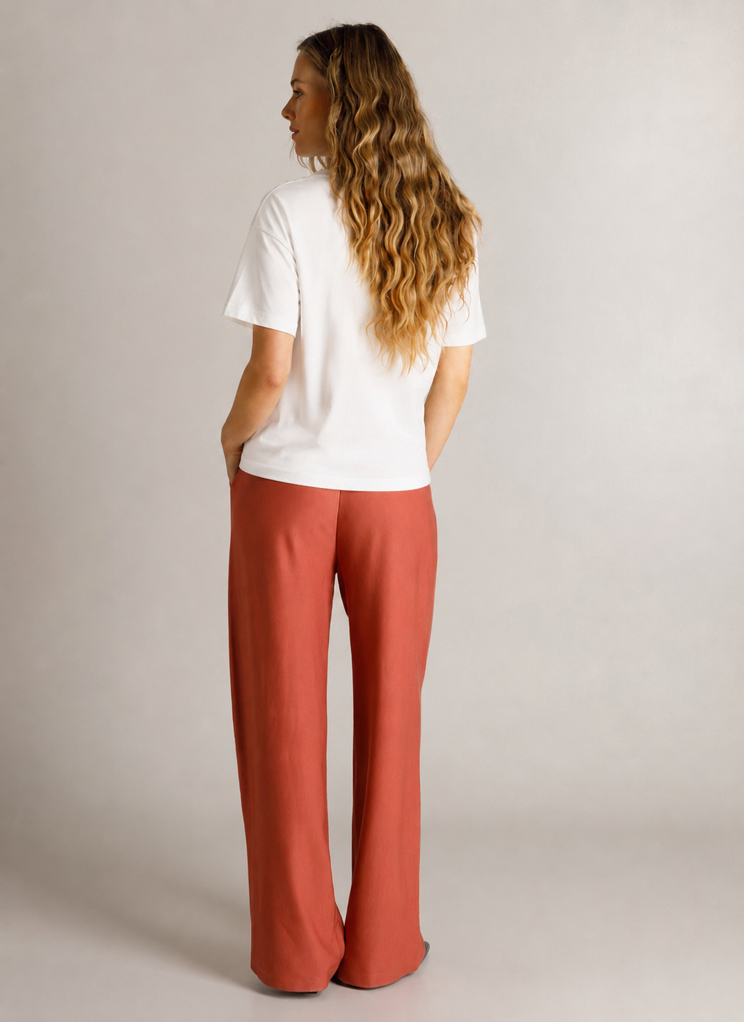 Donna | Off White