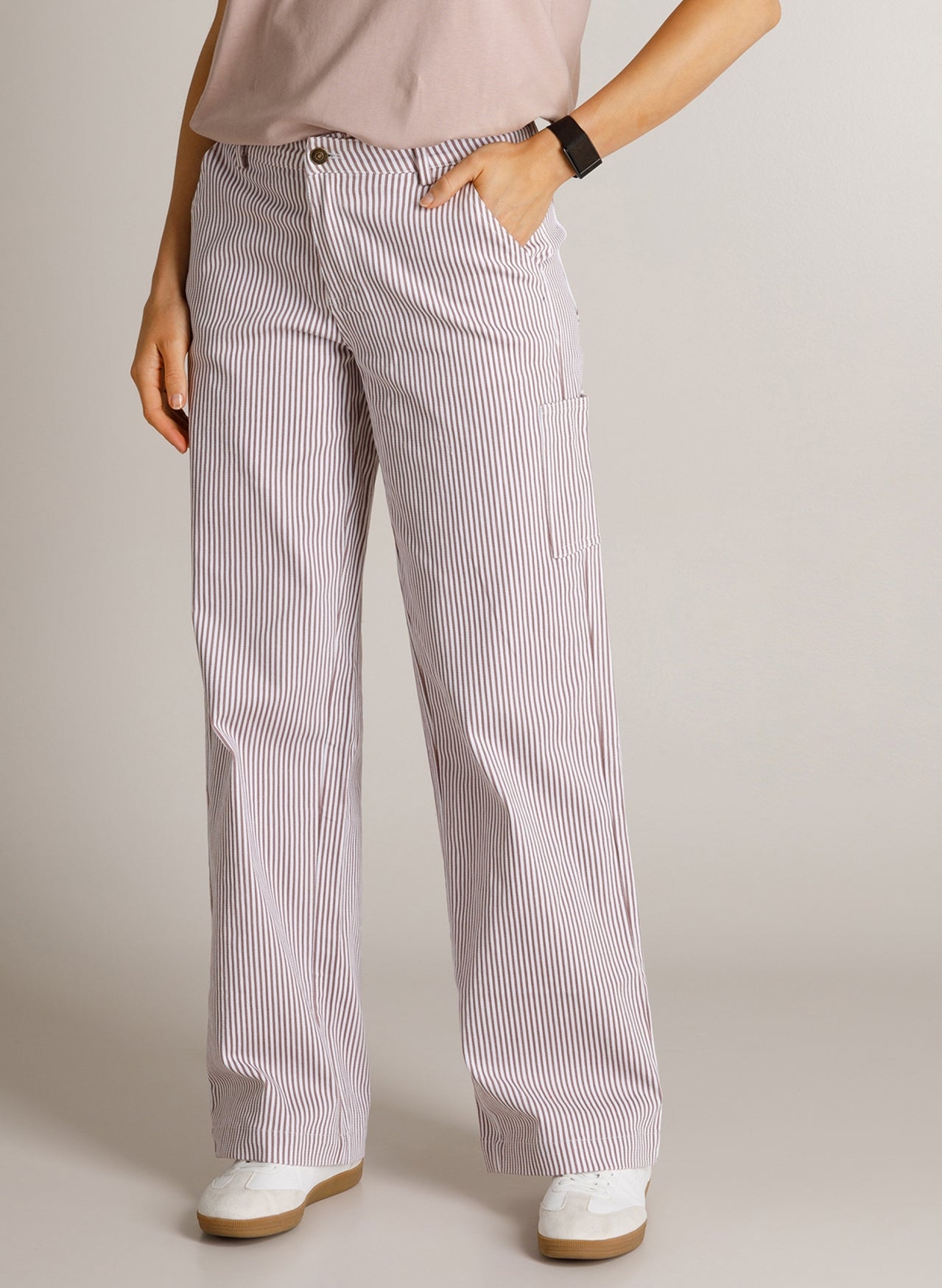 Dila | Barn Red/Multi color