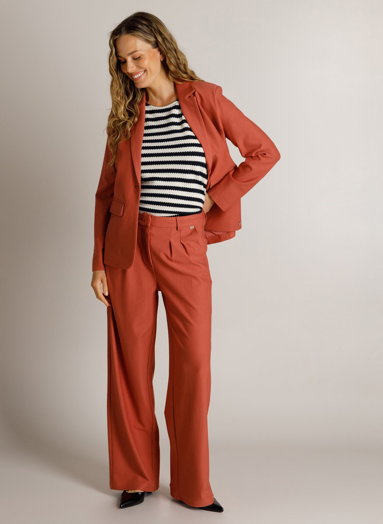 Doortje | Barn Red