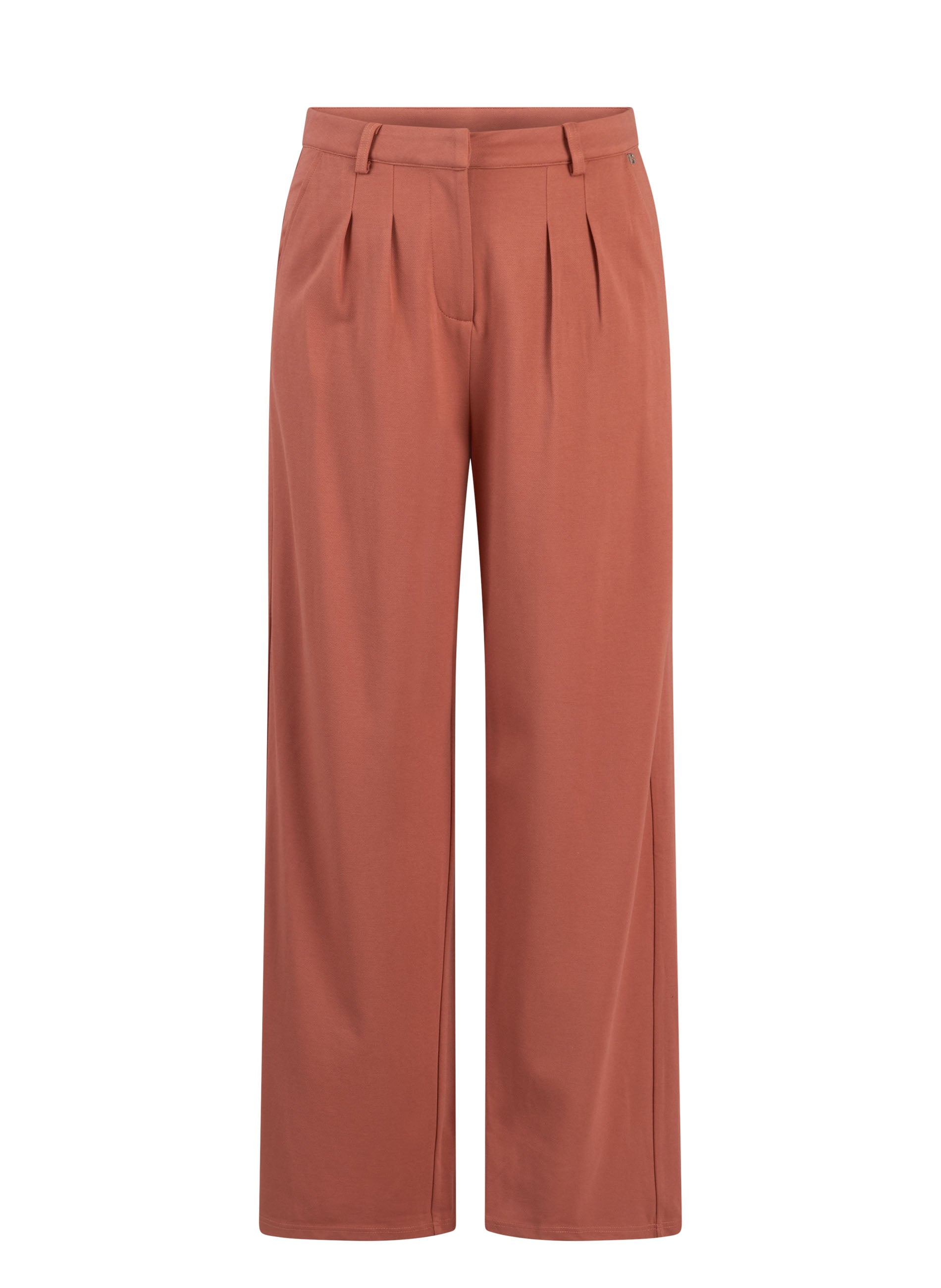 Dania | Barn Red