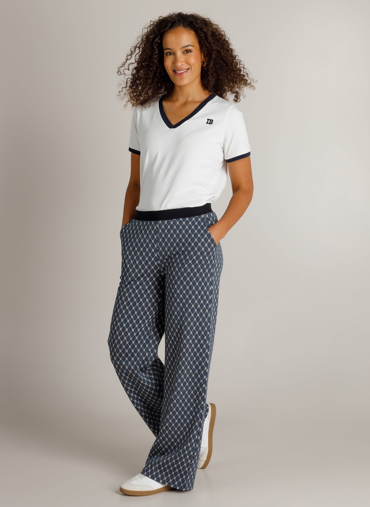 Hege | Dark Blue/Multi col