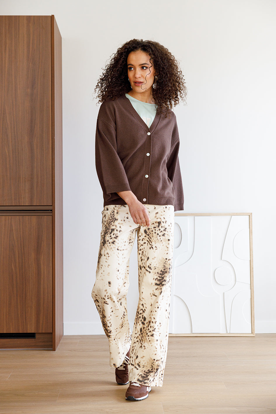 Krisje | Chocolate Brown