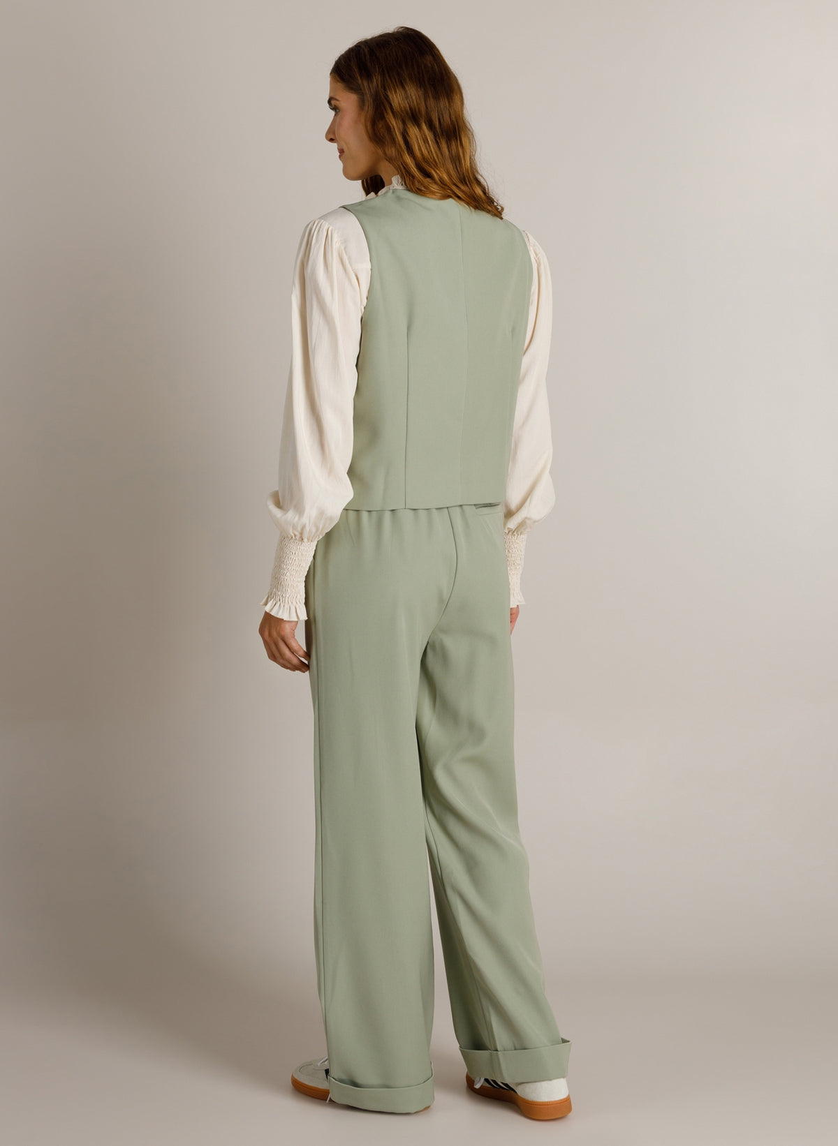 Kayden | Smoked Green