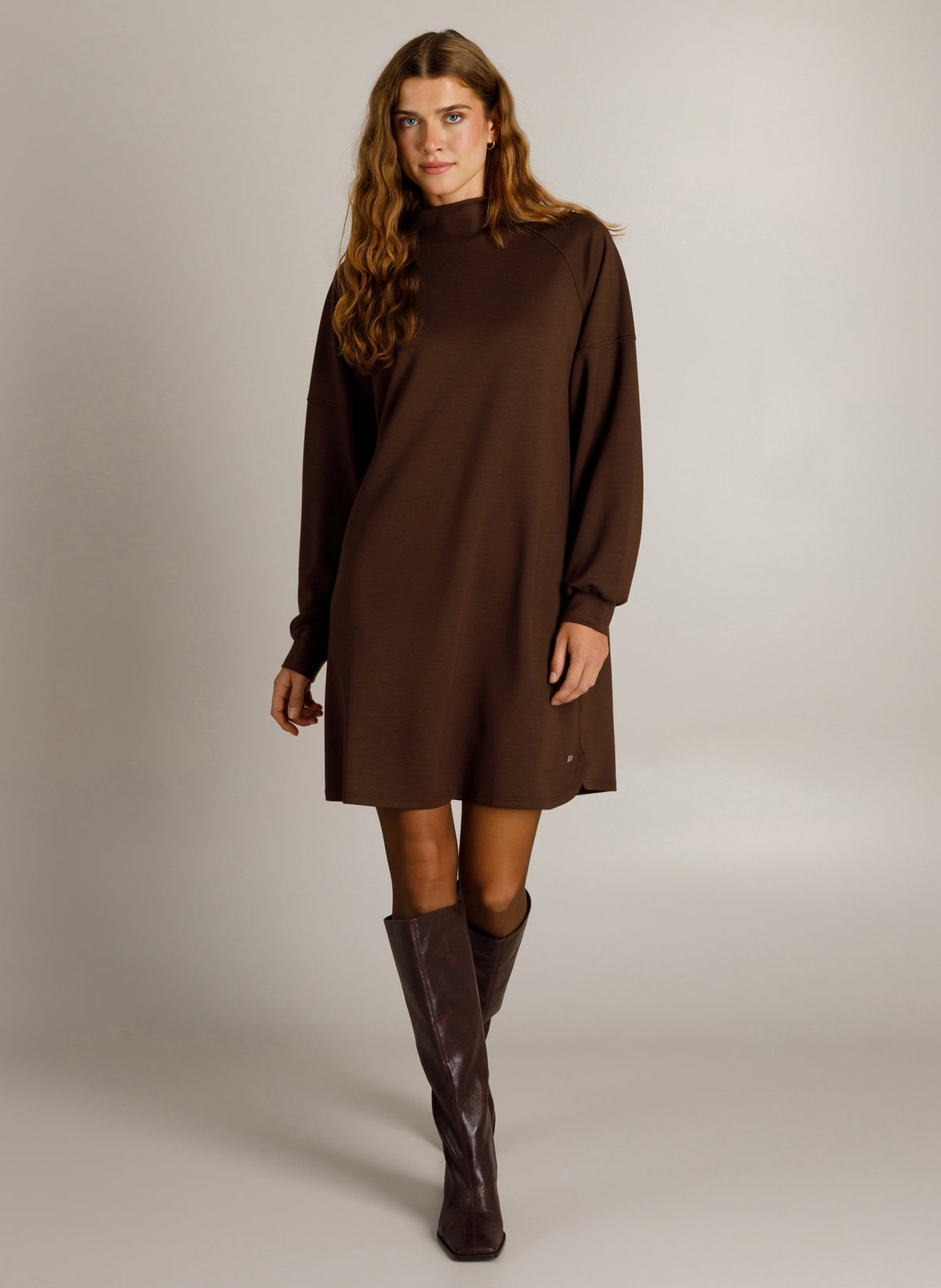Kess | Chocolate Brown