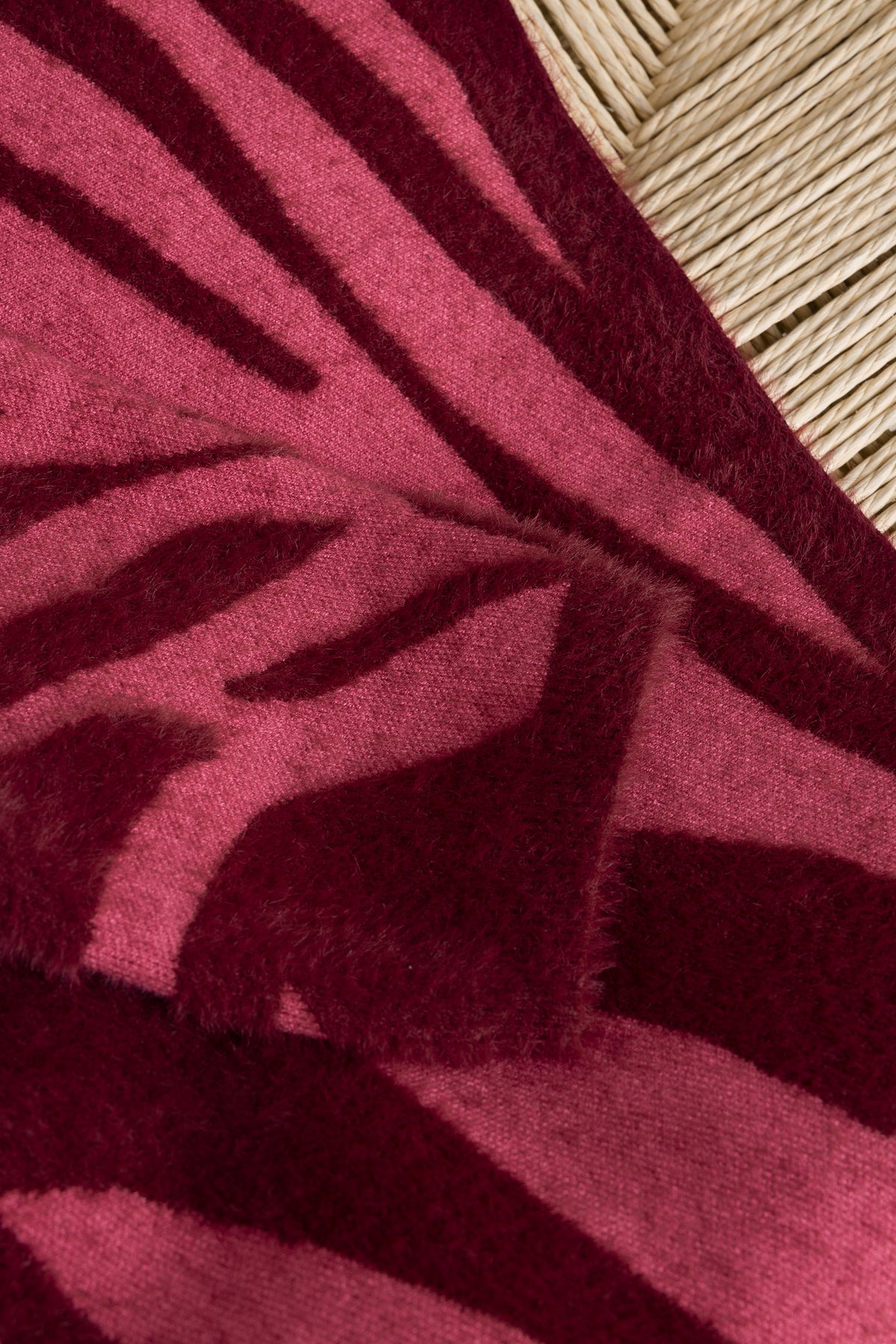 IBMarlou | Dark wine red/multi