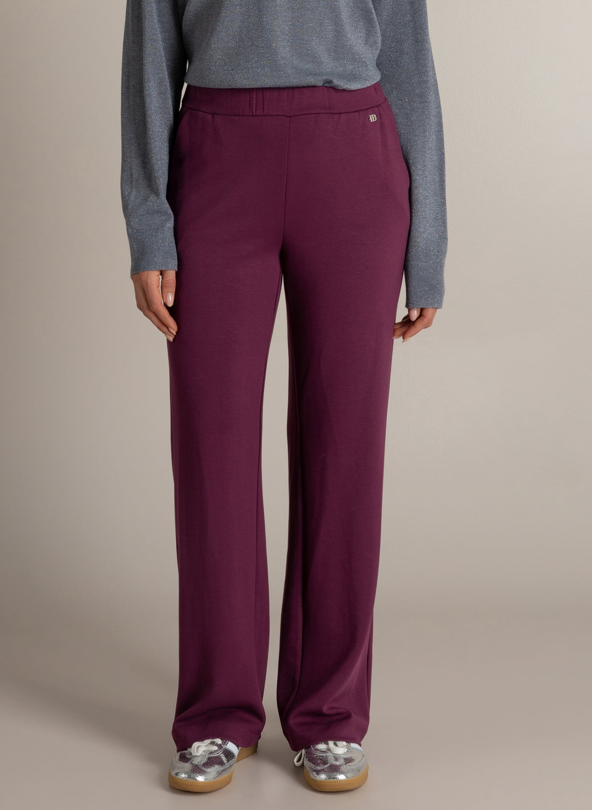 IBMarianne | Dark Wine Red