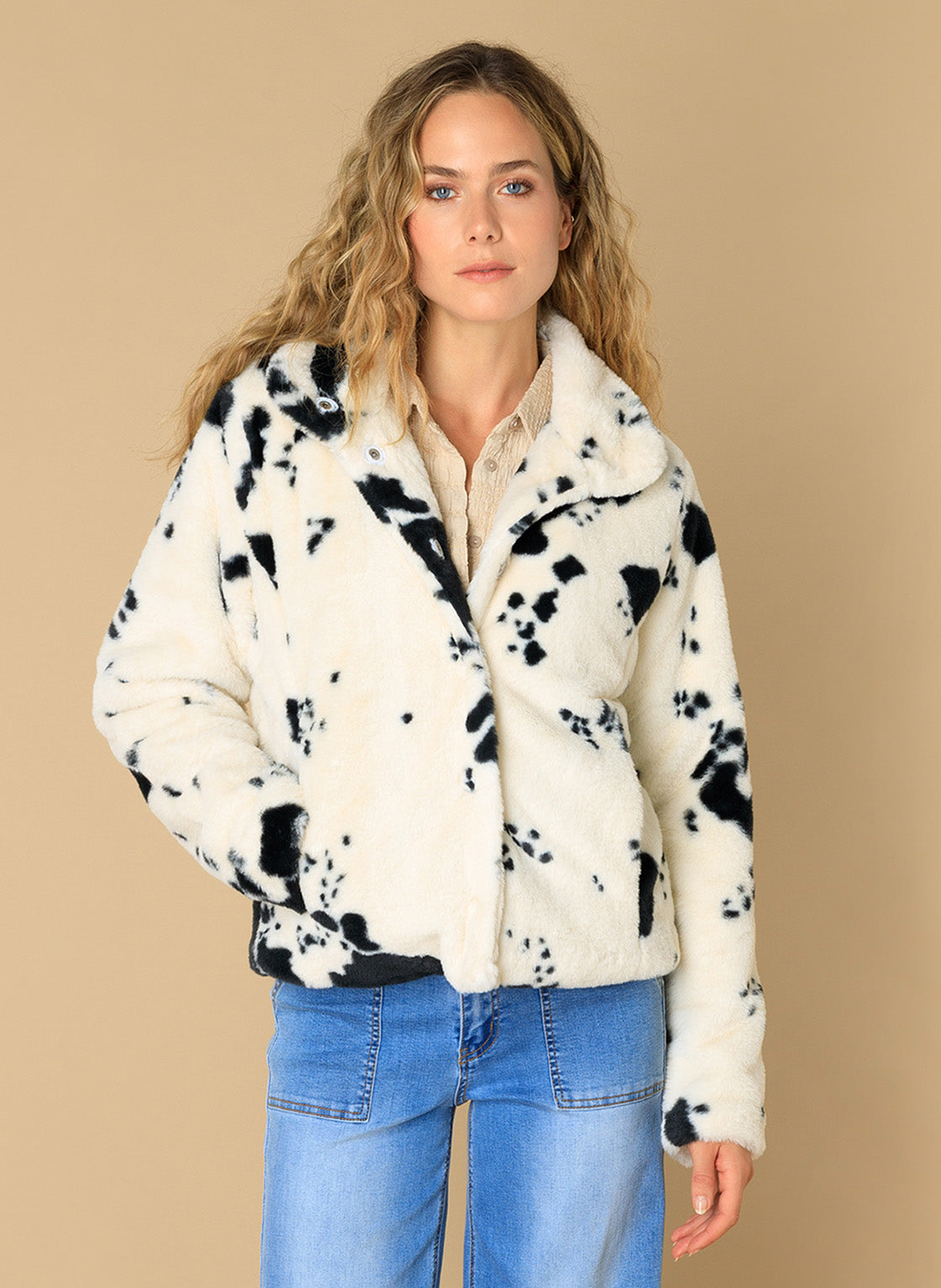 Esila | Off White/Black