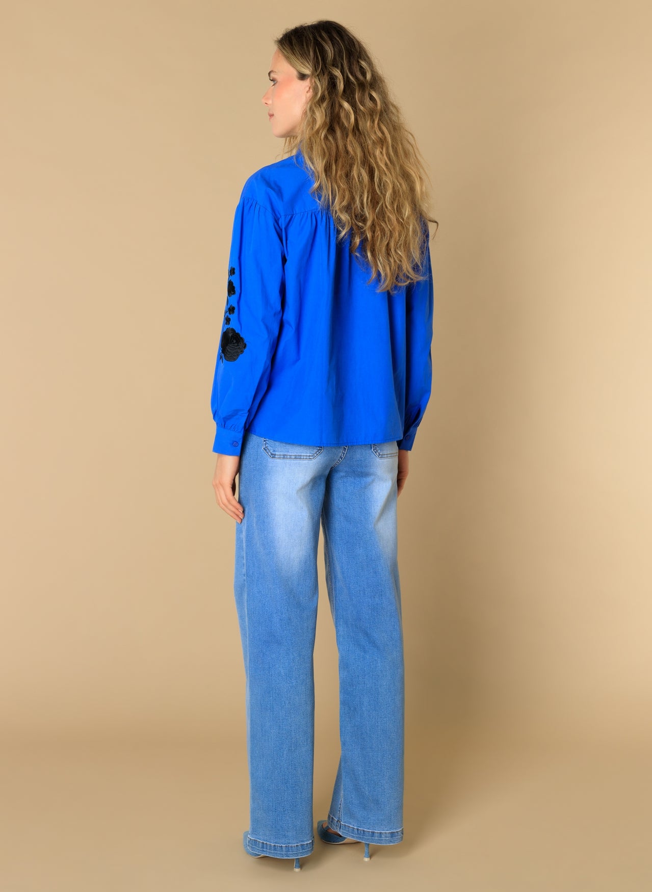 Eslina | Brilliant Blue
