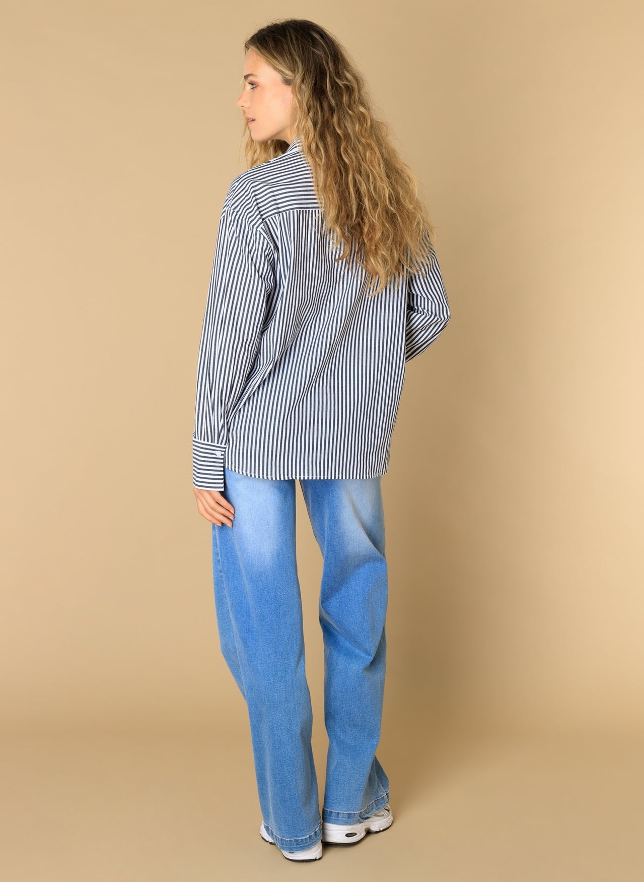 Eliora | Black/Multi-Colour
