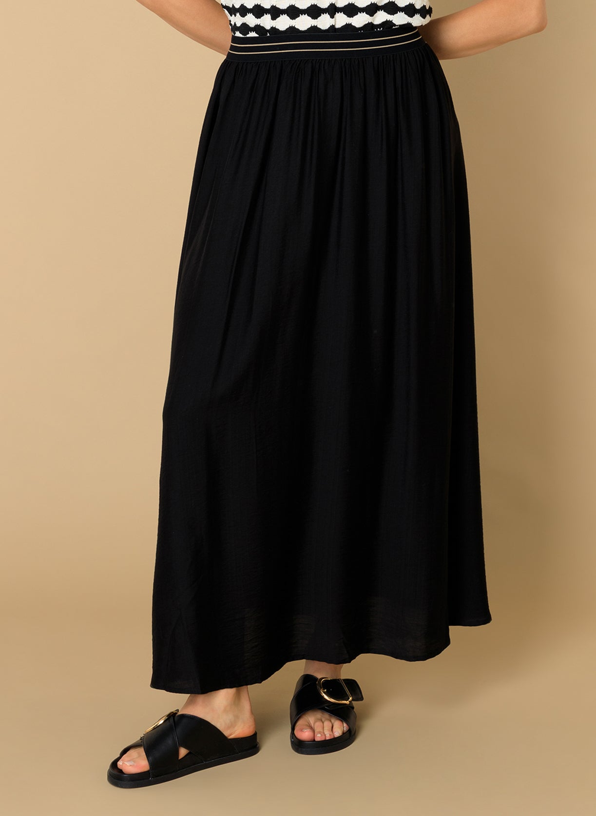 Elinor | Black