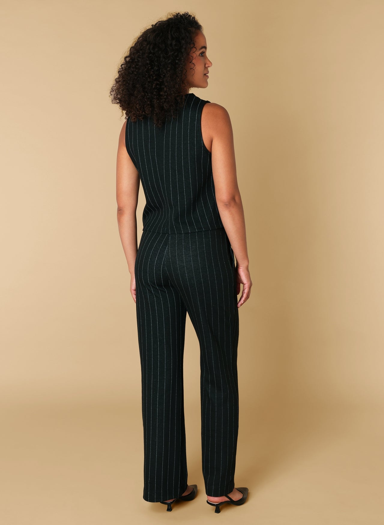 Roemi | Black/Multi-Colour