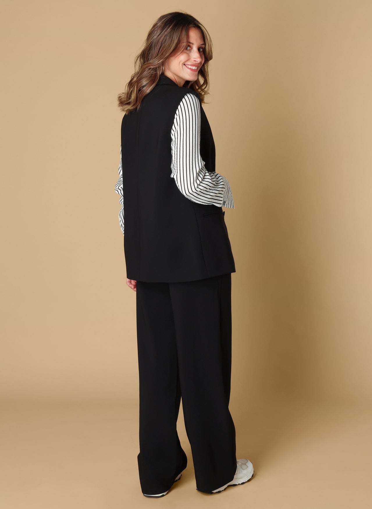 Sien | Black
