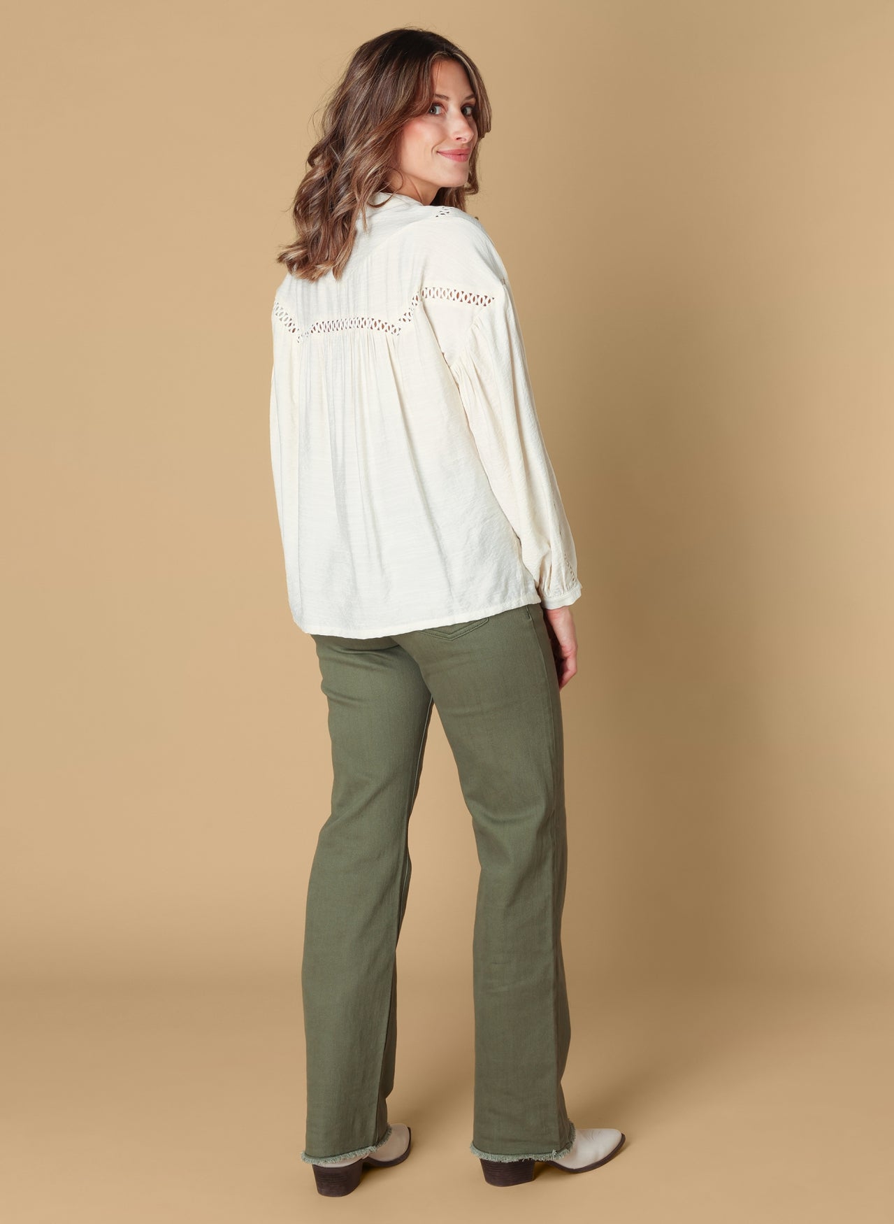 Soumia | Off White