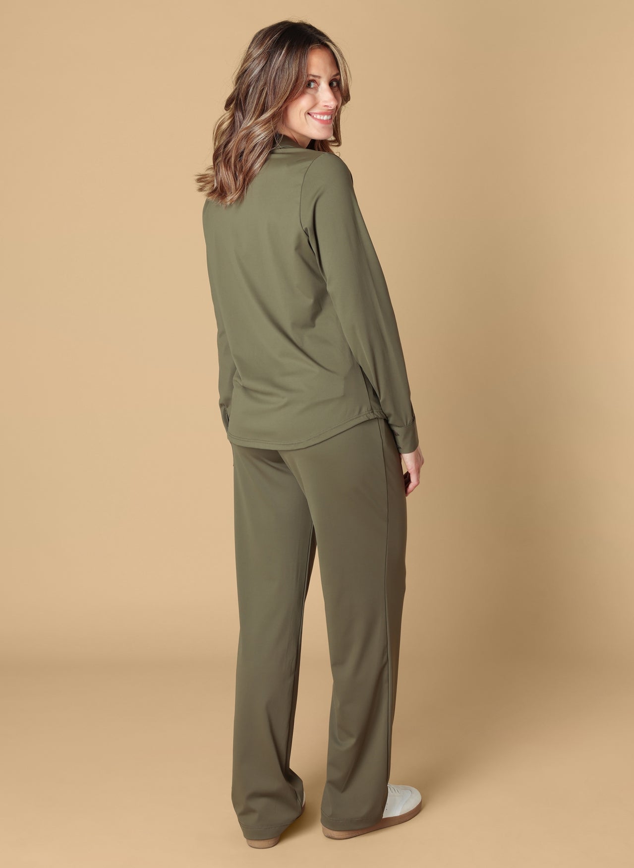 Sumi | Olive
