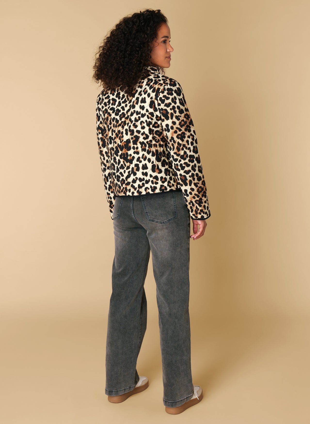 Rosan | Black/Multi-Colour