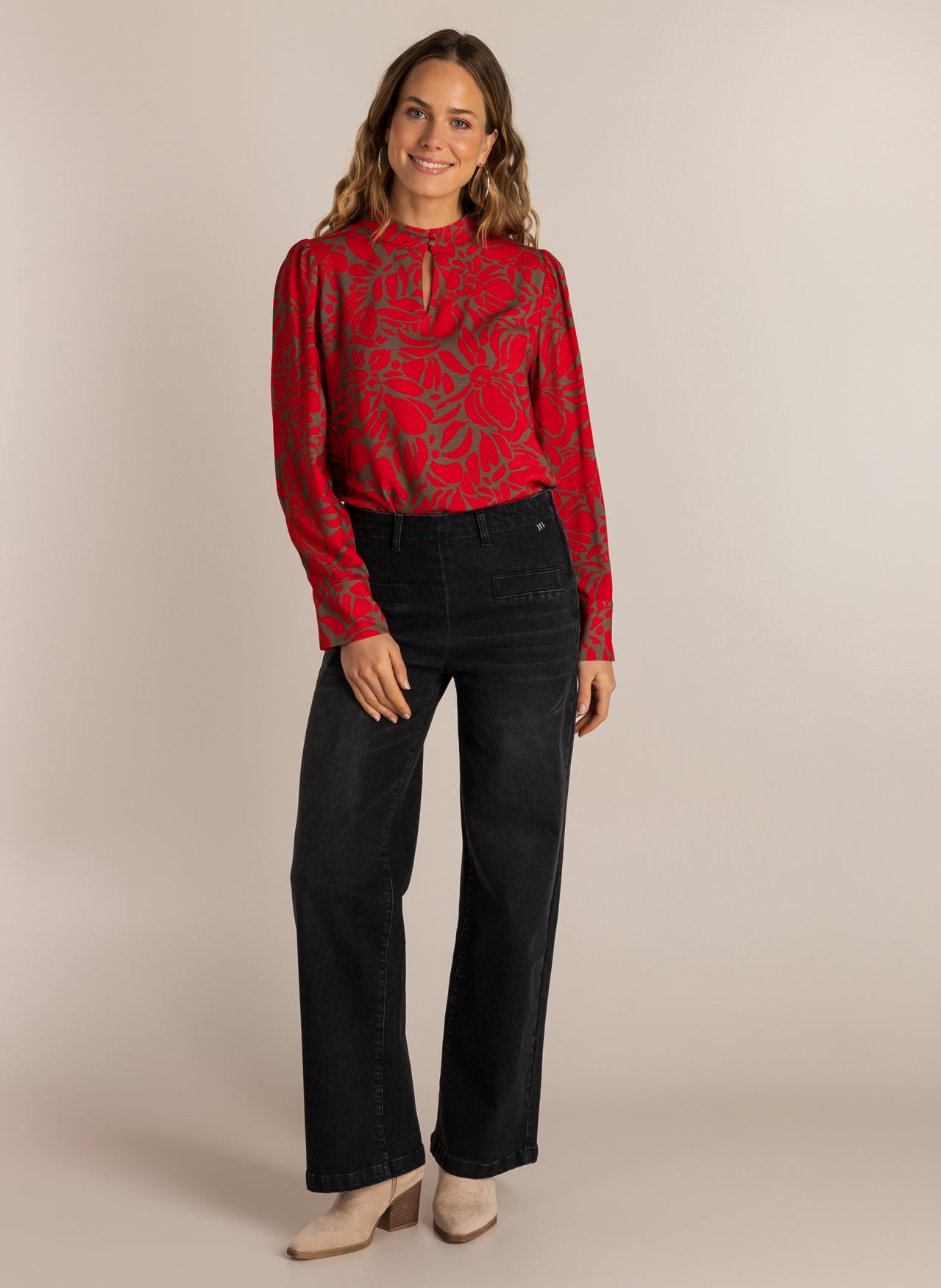 Steef | Red/Multi-Colour