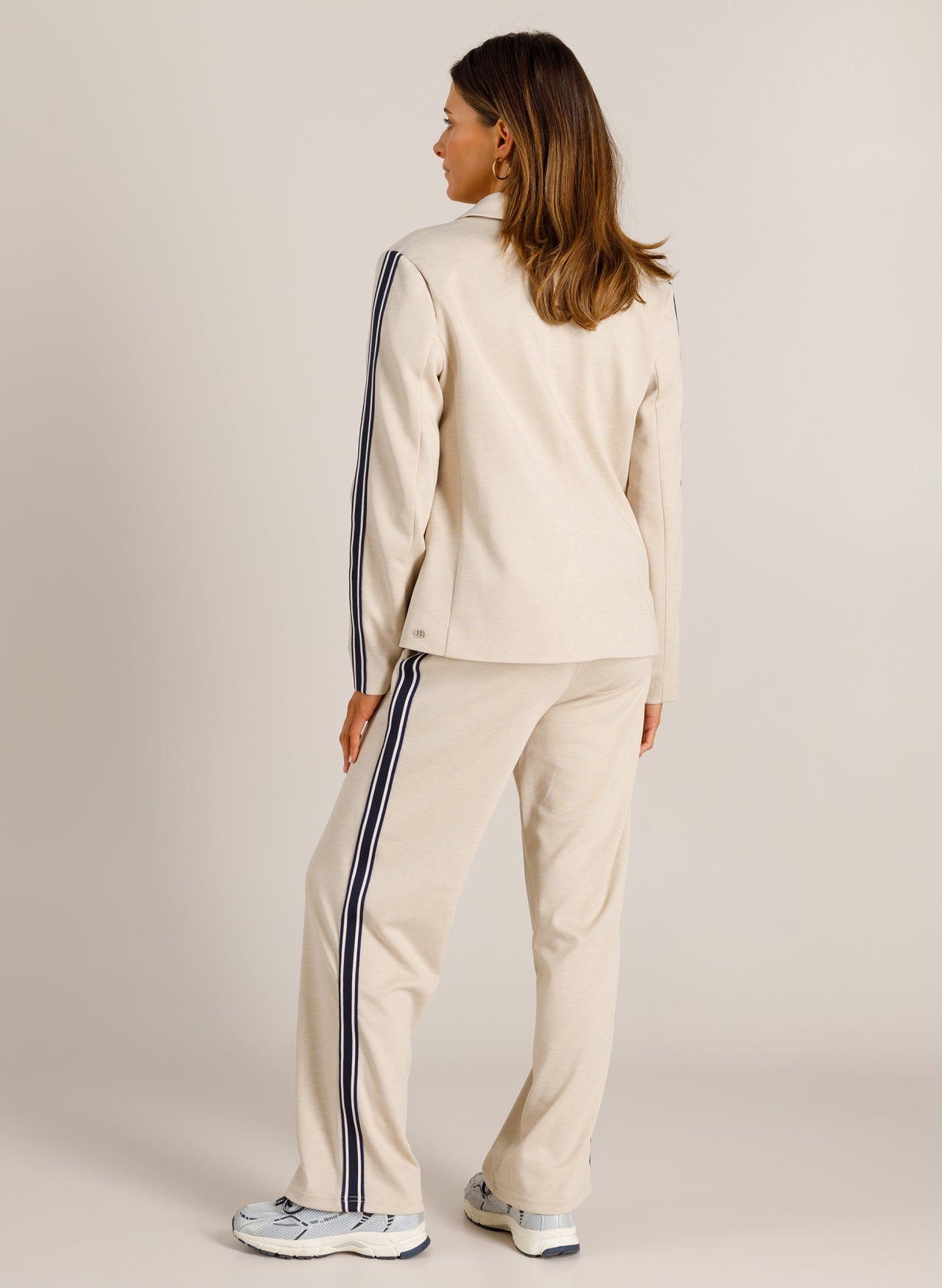 Velia | Sand/Melange