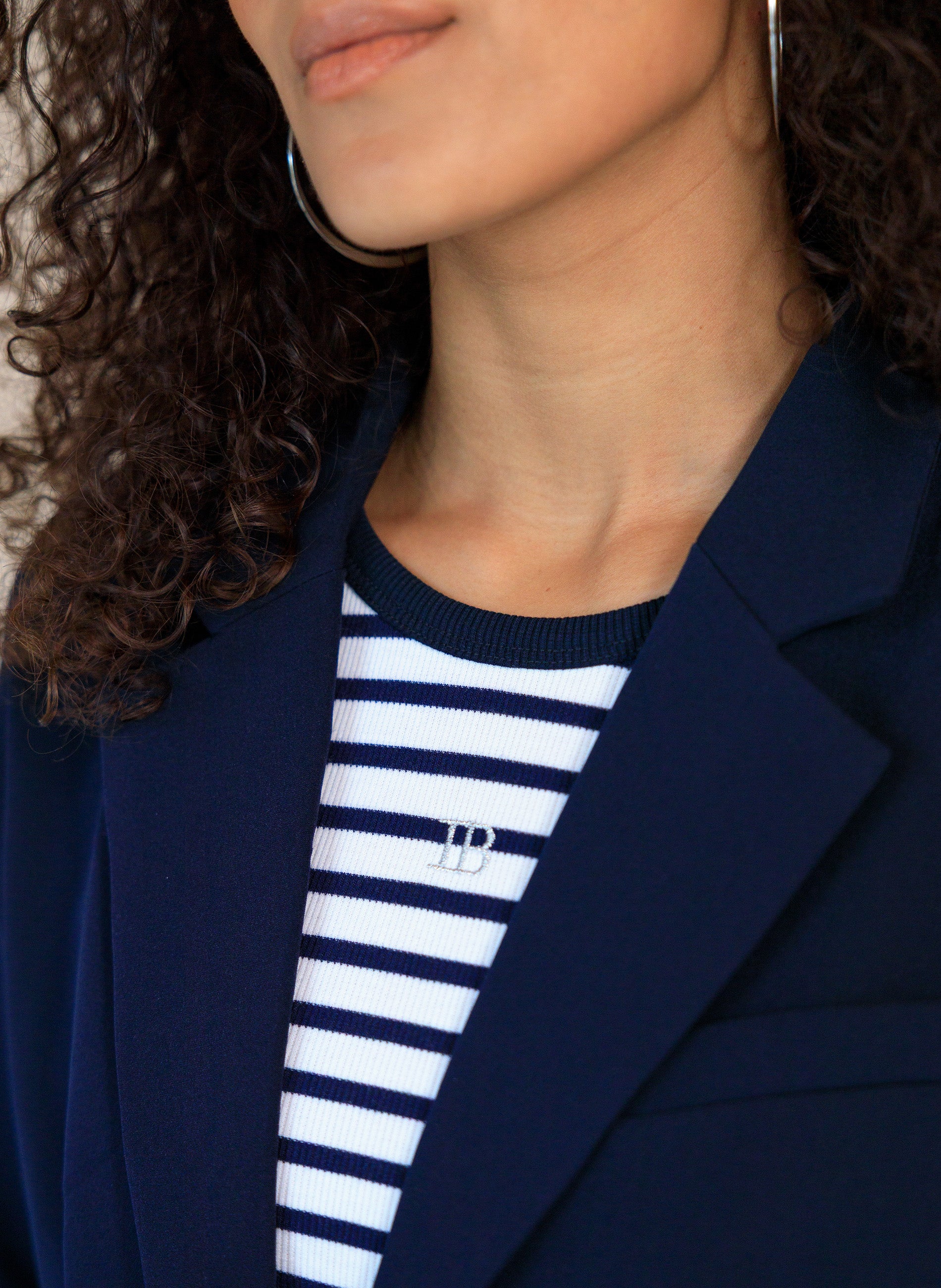 Vanida | Off White/Night Blue