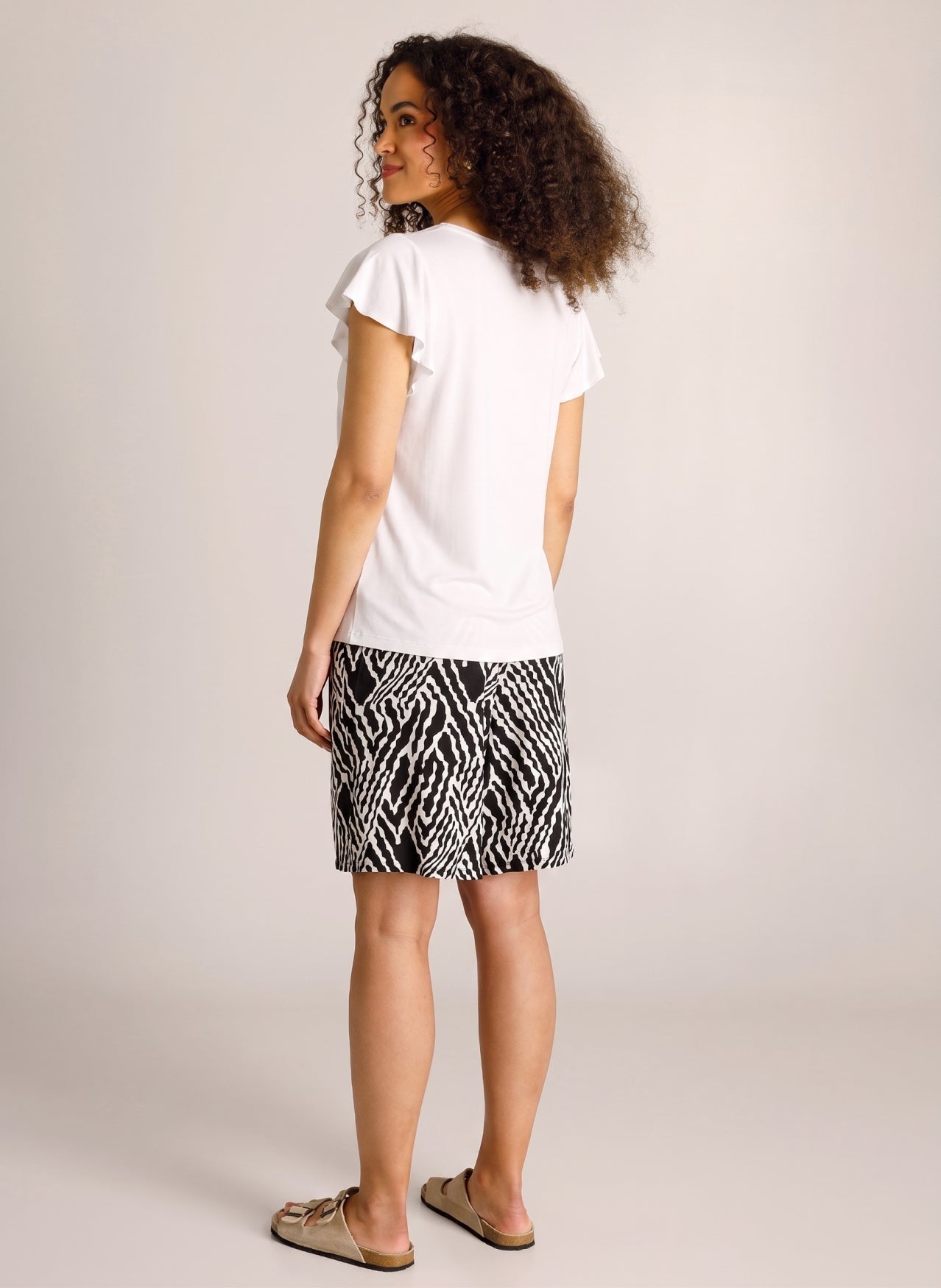 Caisey | White