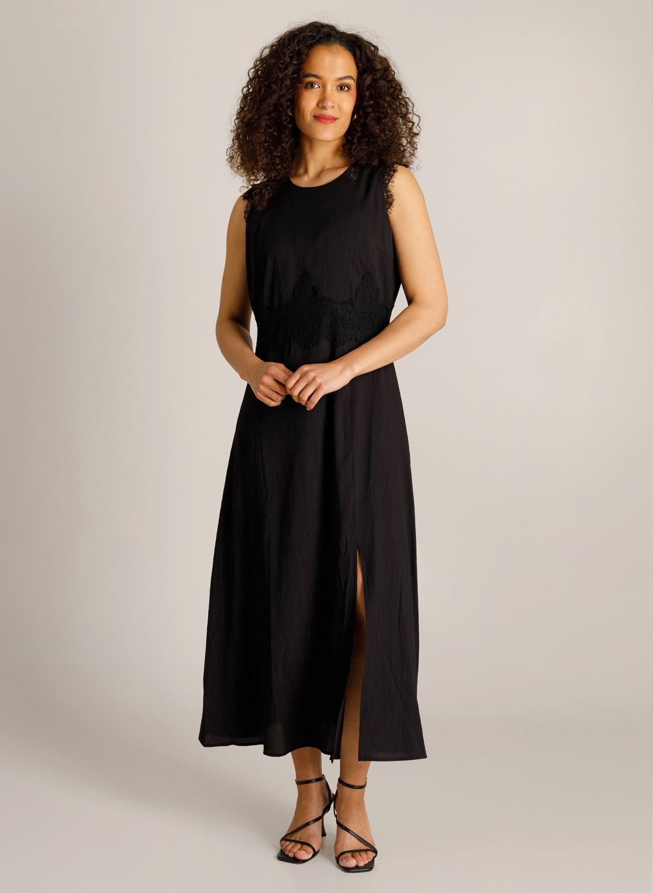 Corine | Black