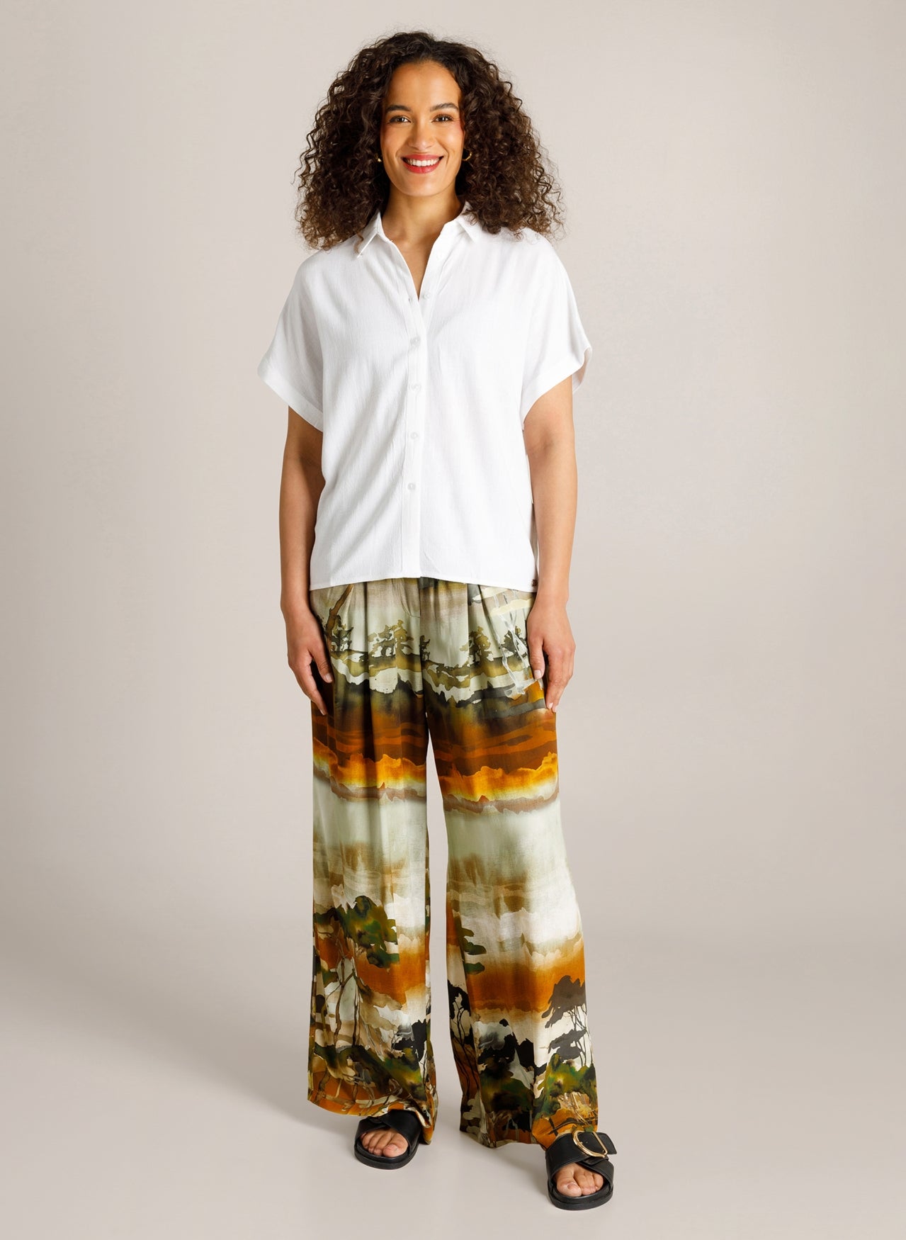 Cira | White