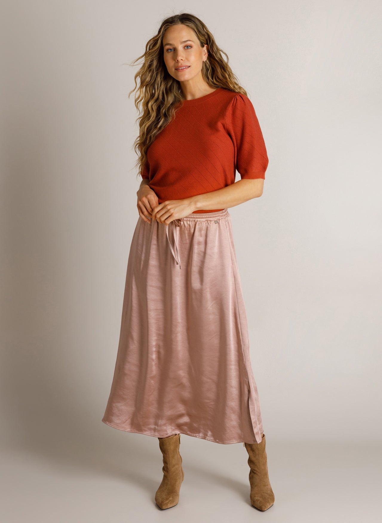 Dorien | Barn Red