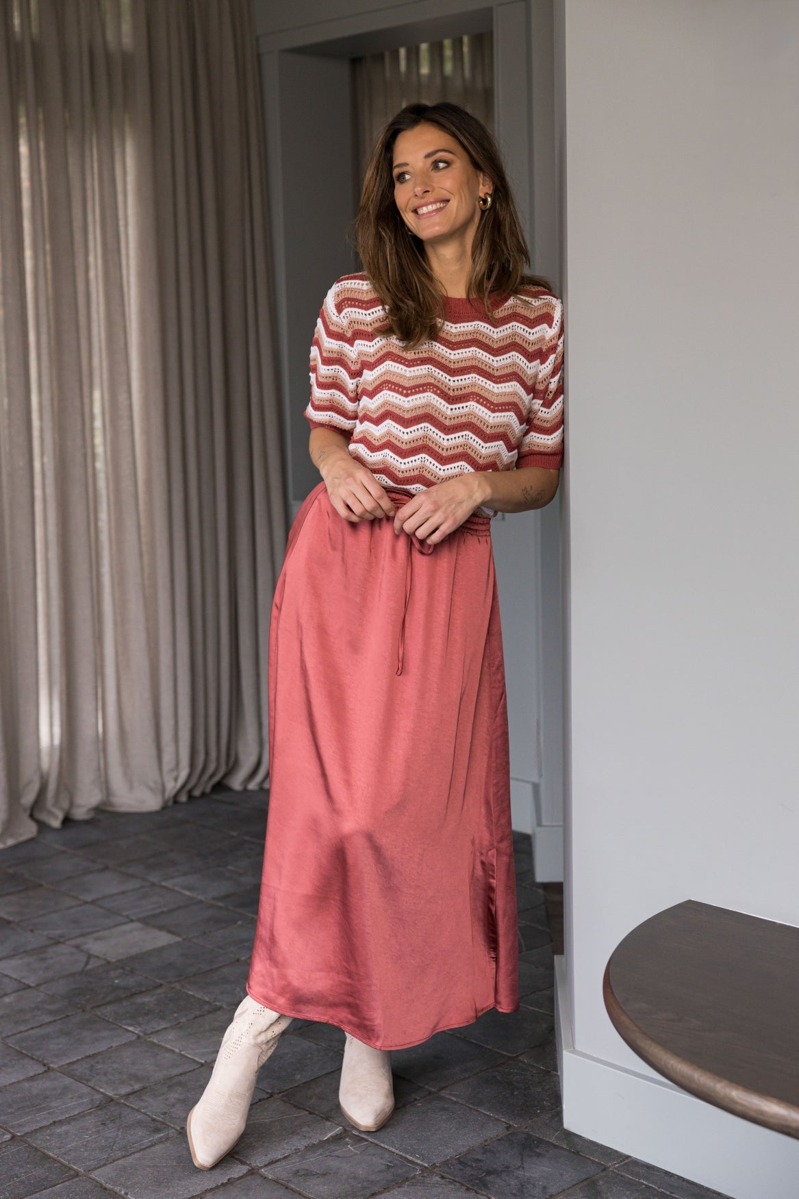 Dilana | Barn Red