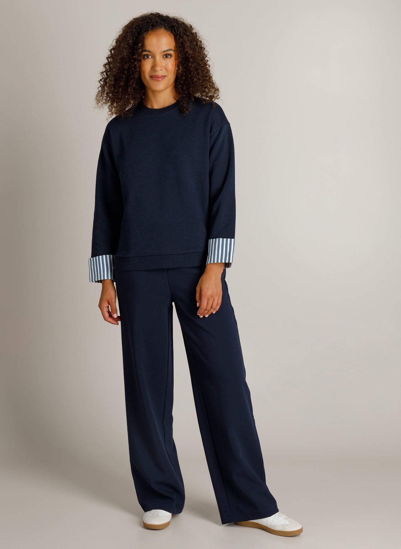 Hena | Dark Blue
