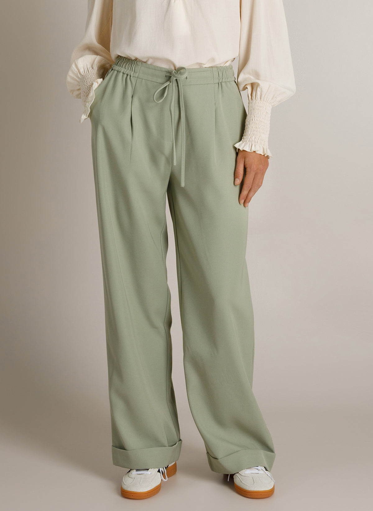 Kayden | Smoked Green
